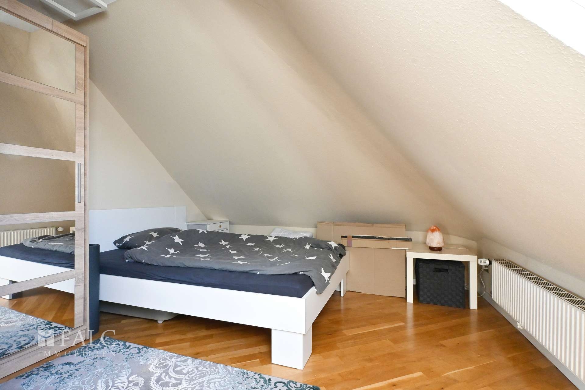 4. OG Schlafzimmer 1