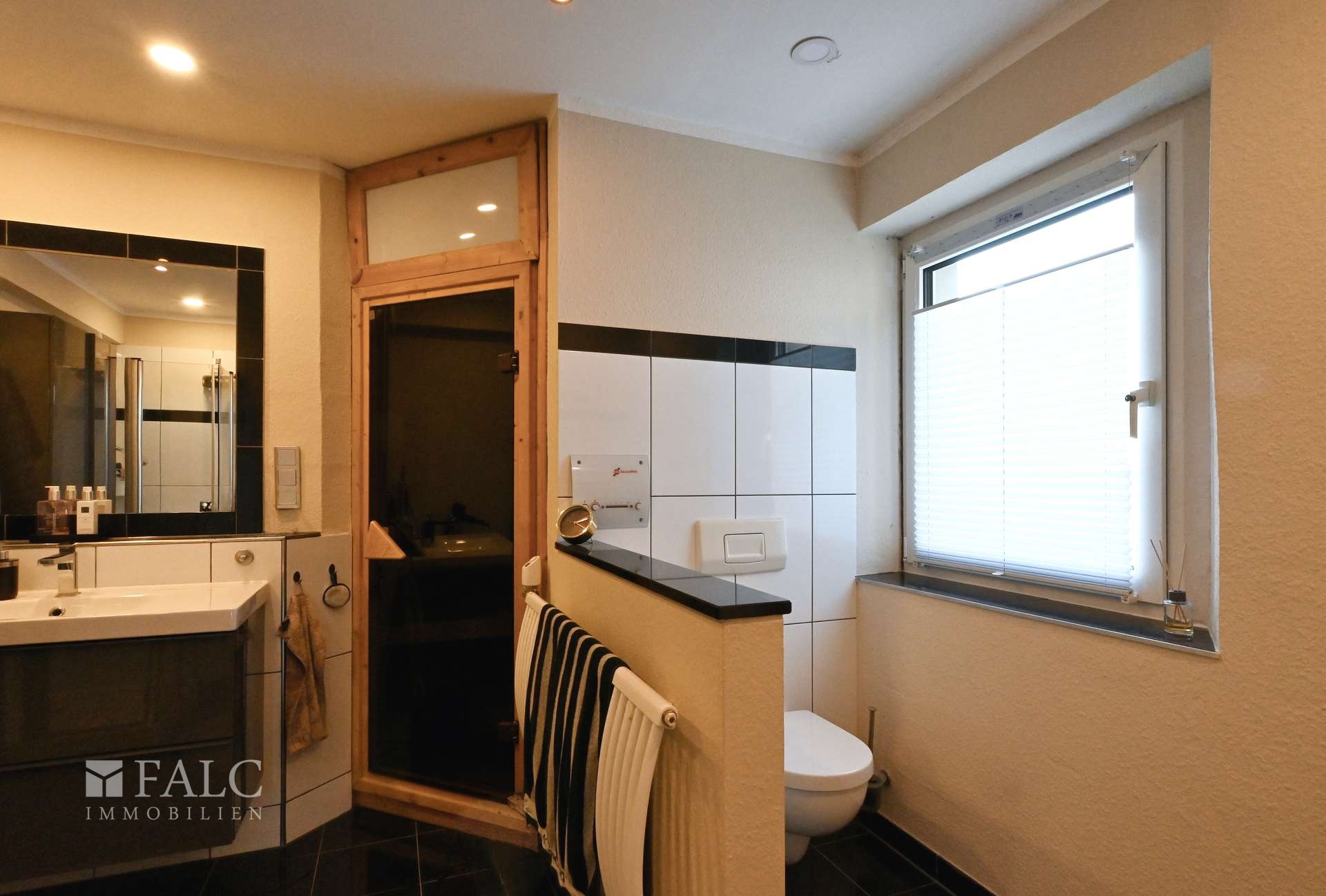 3. OG Badezimmer/Sauna