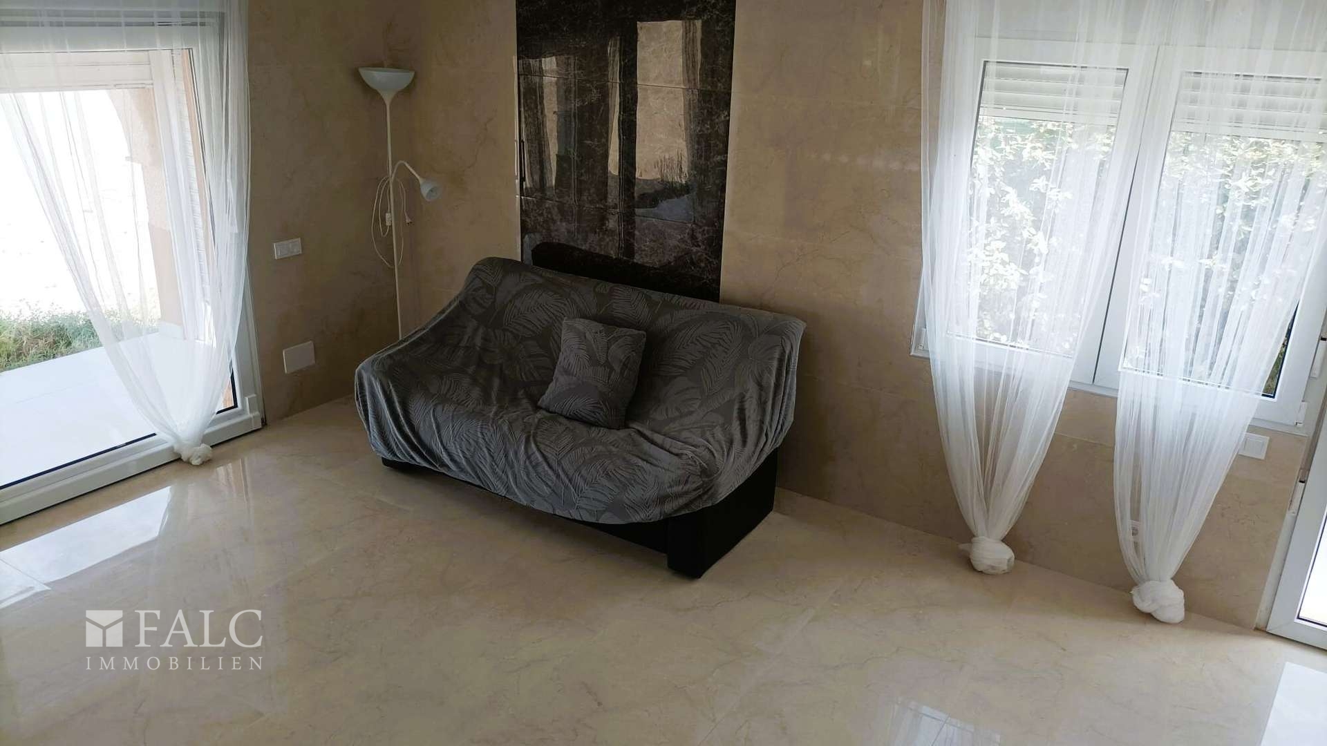 Wohnzimmer / Living Room  / Salón