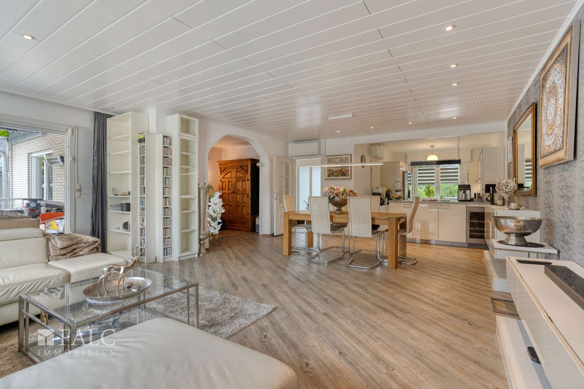 Wohnzimmer_Ansicht Küche