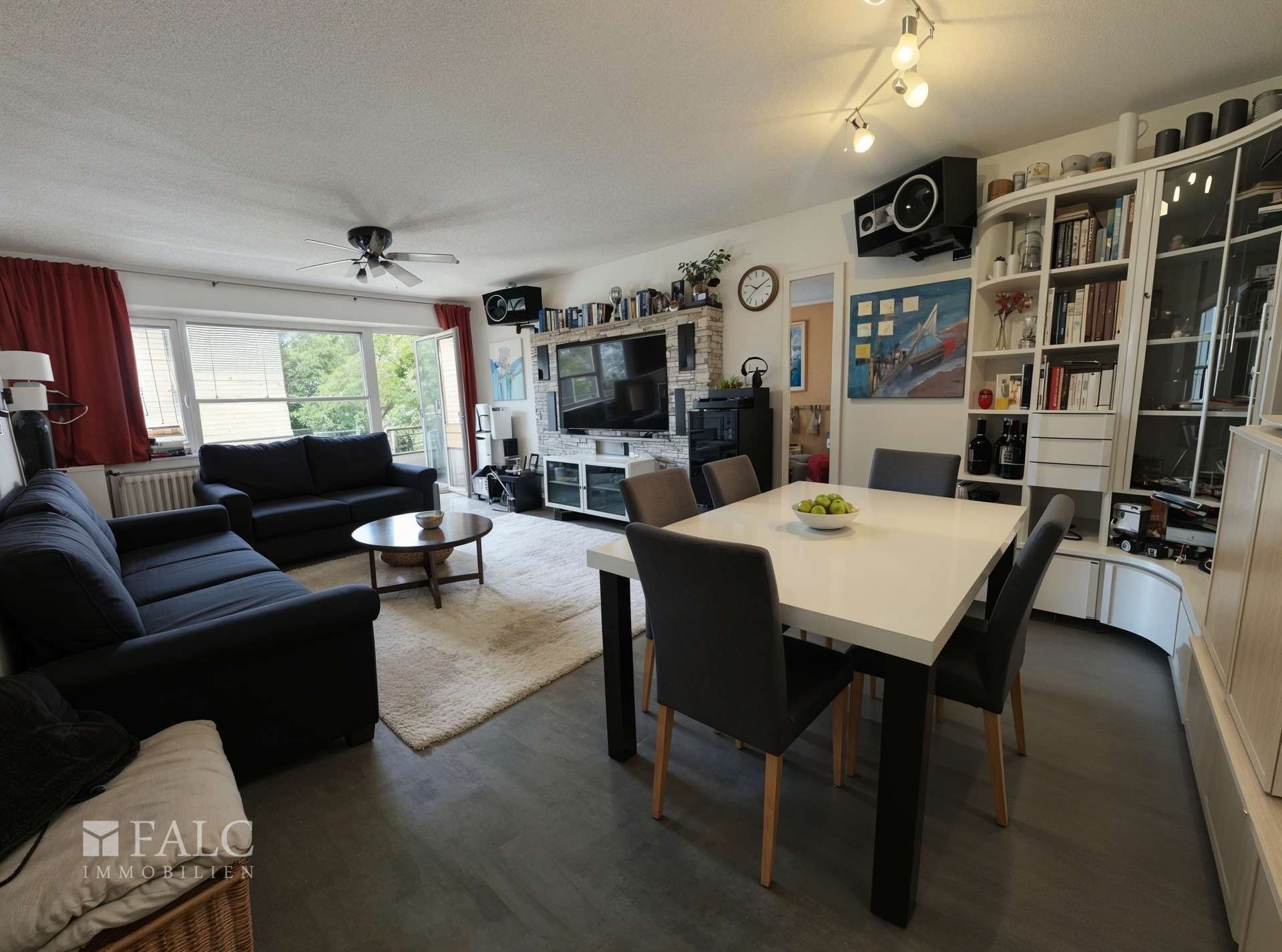 Wohn-/Esszimmer KI
