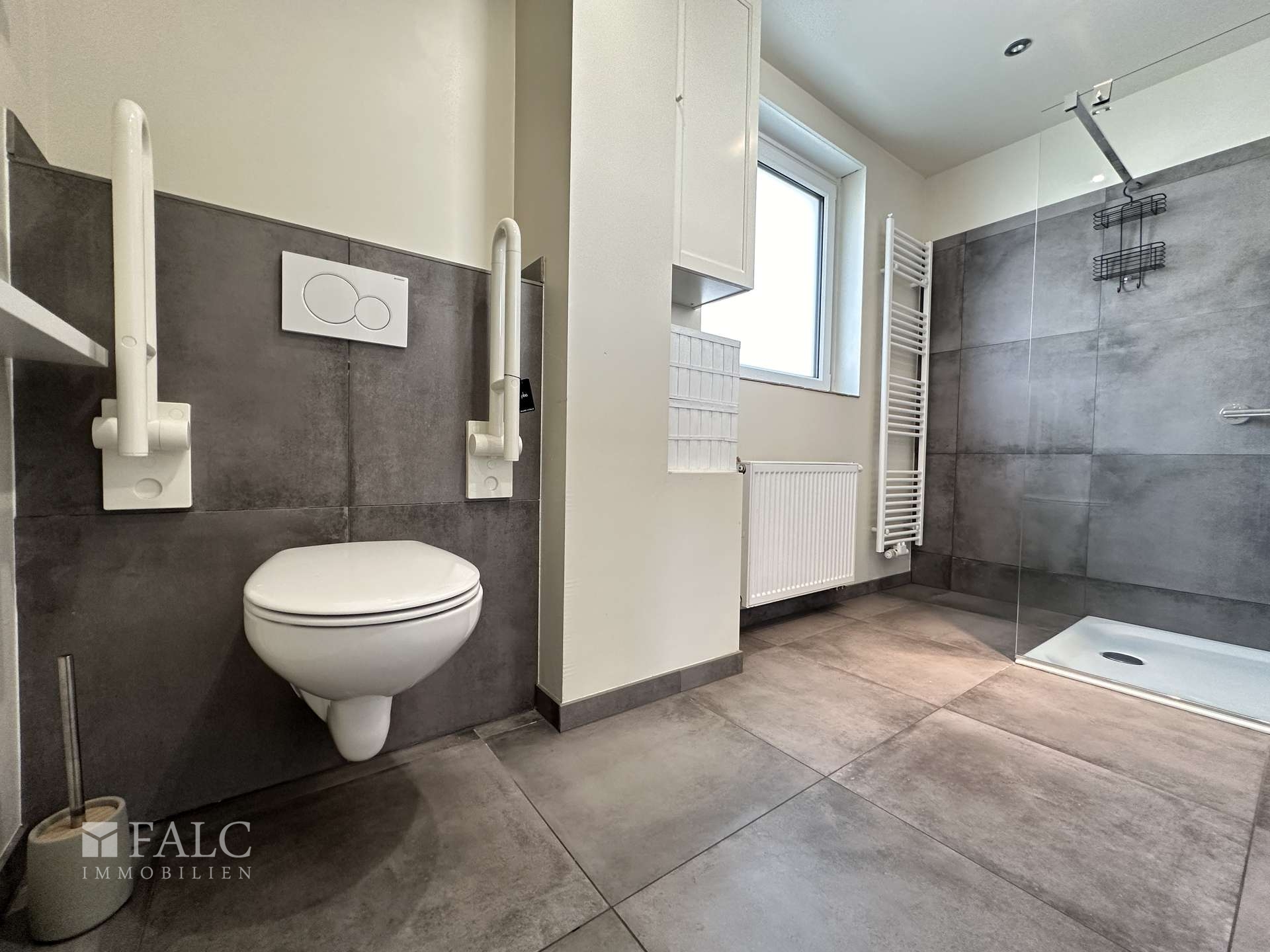 Badezimmer EG
