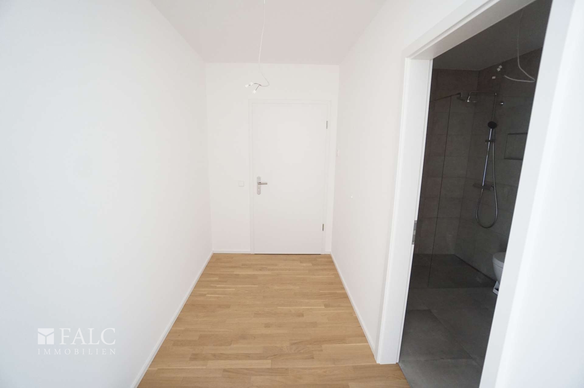 Eingang- Garderobe