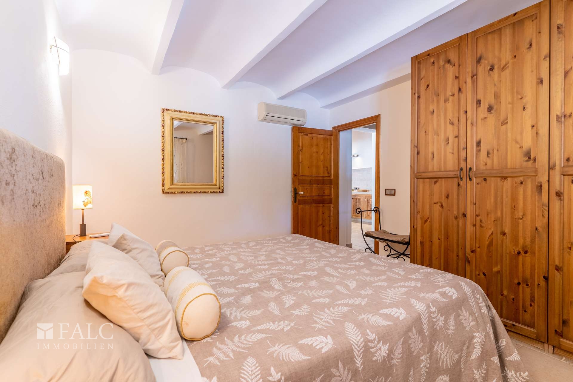 Schlafzimmer 2