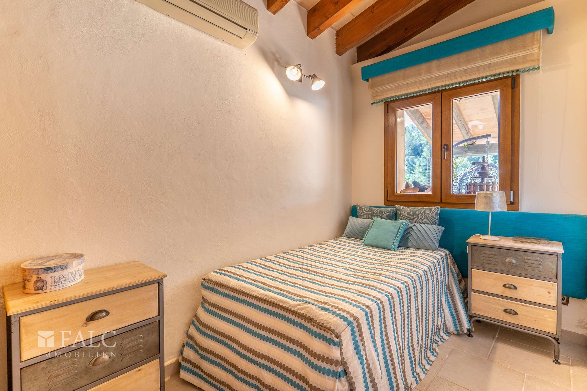 Schlafzimmer 3
