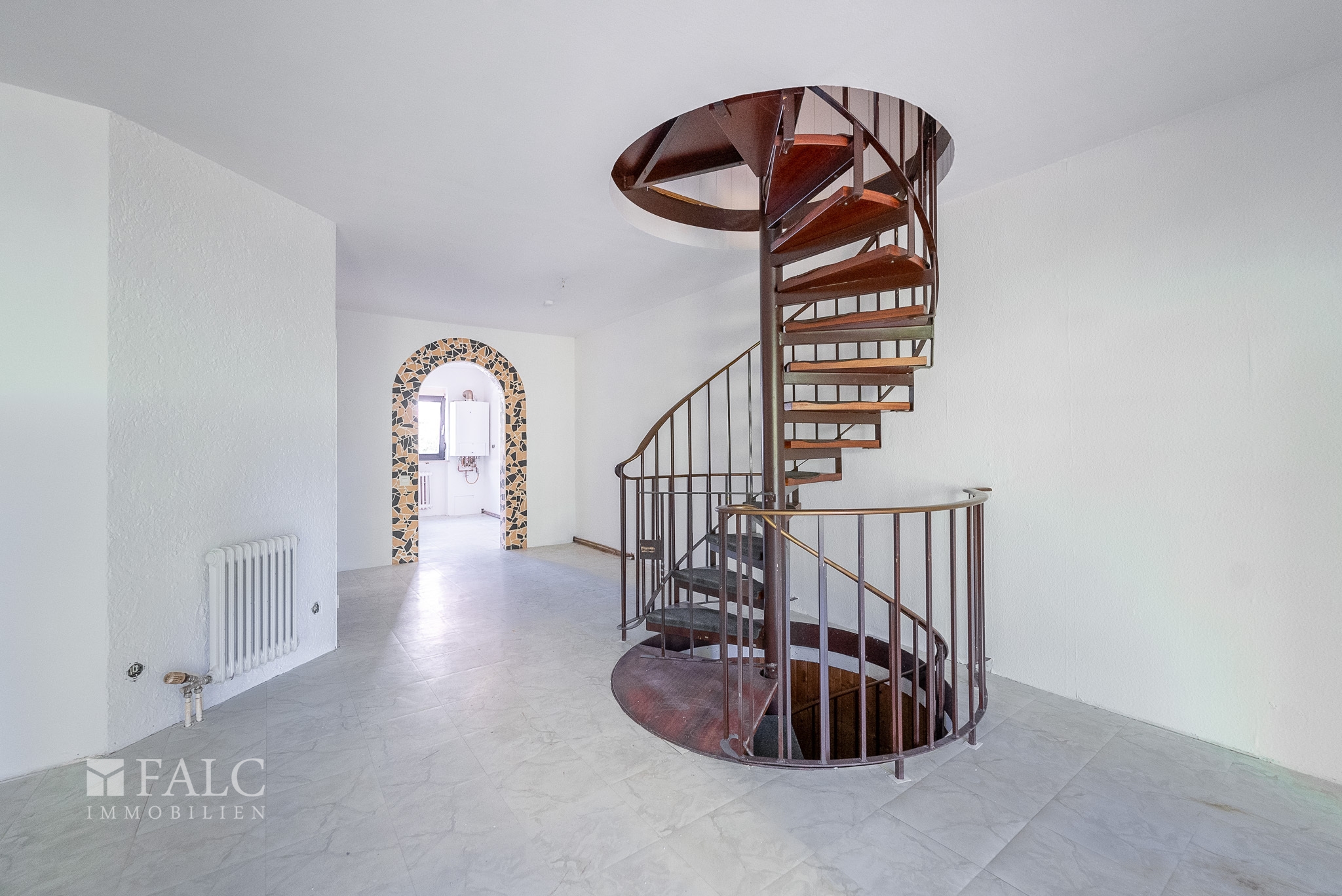 Treppenaufgang im Wohnzimmer
