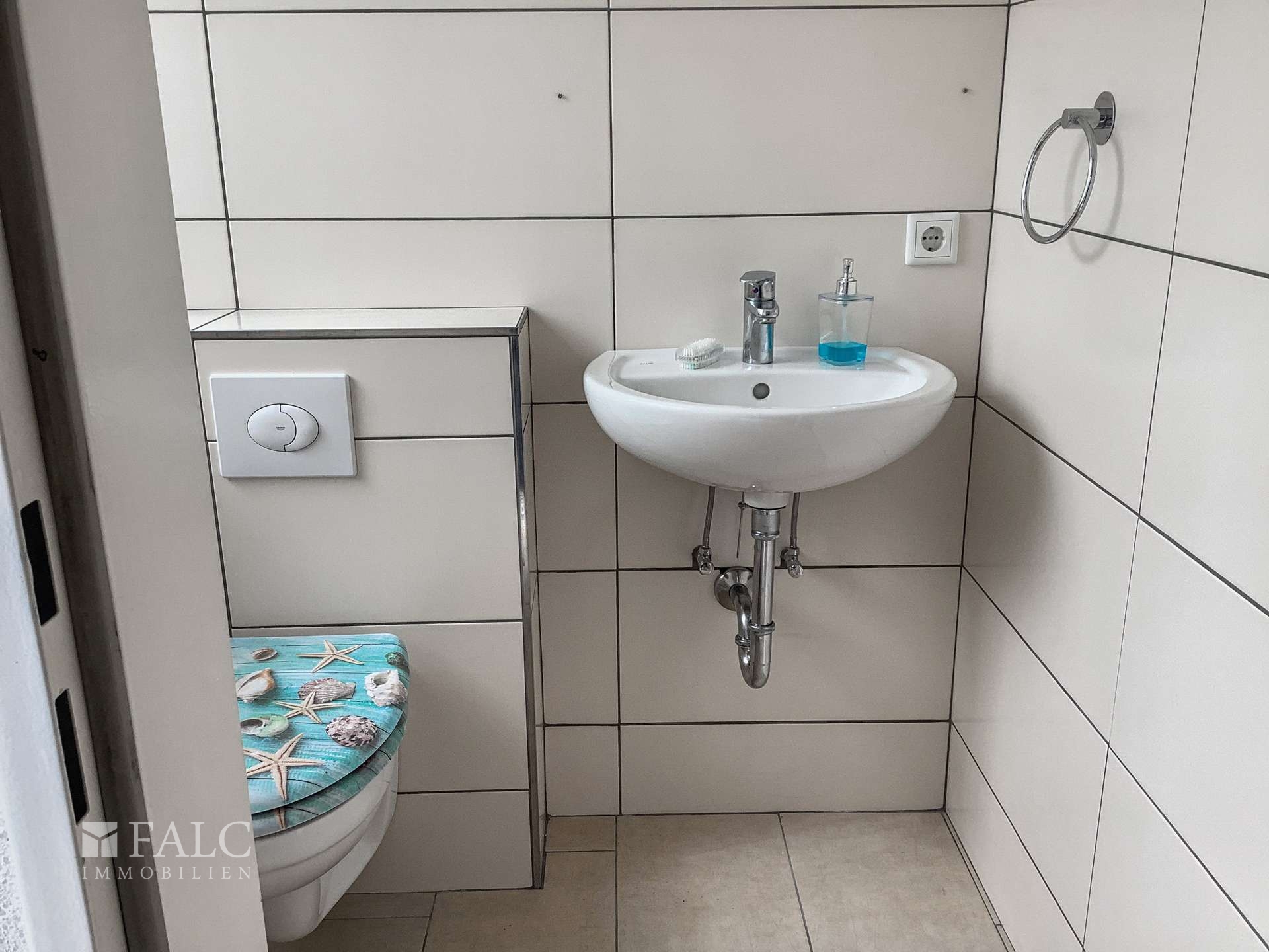 Gäste-WC EG
