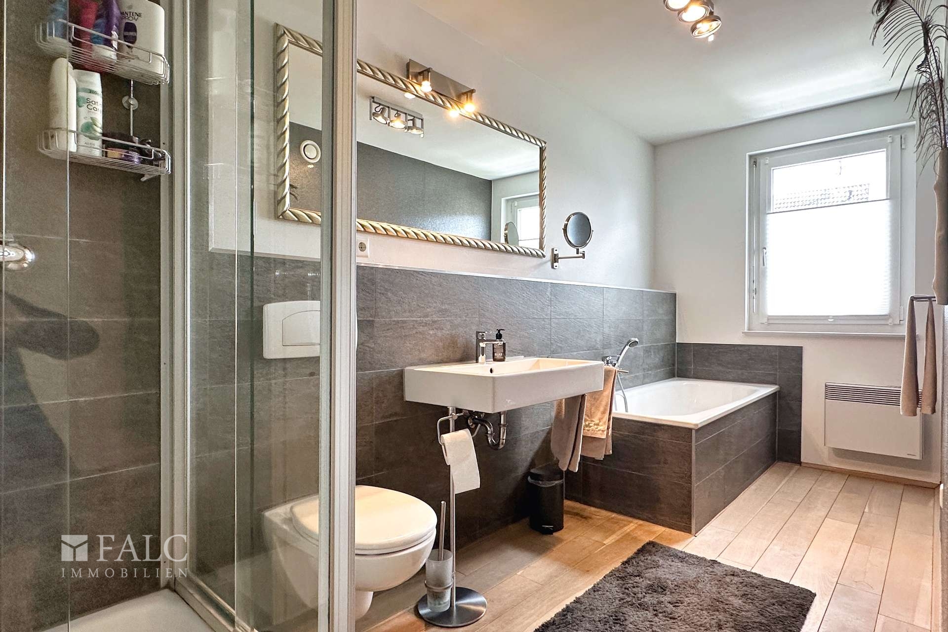 Badezimmer Hinterhaus