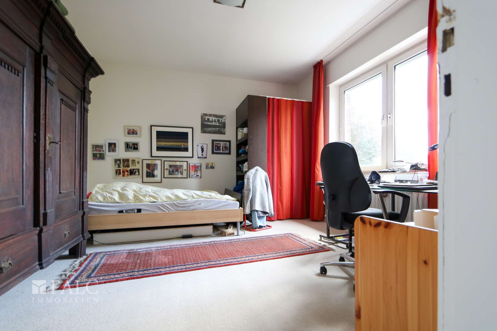 Schlafzimmer OG