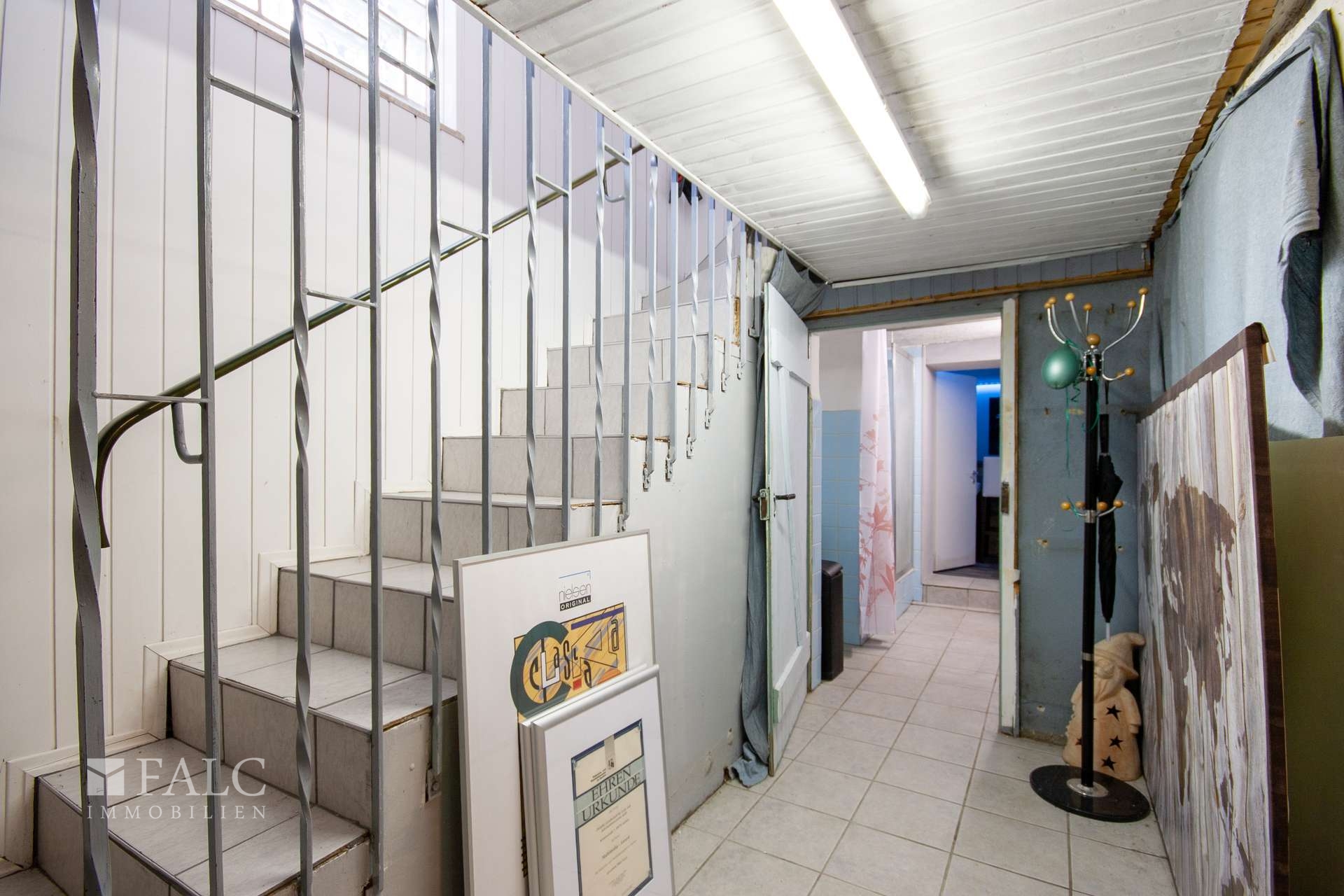 Treppe KG