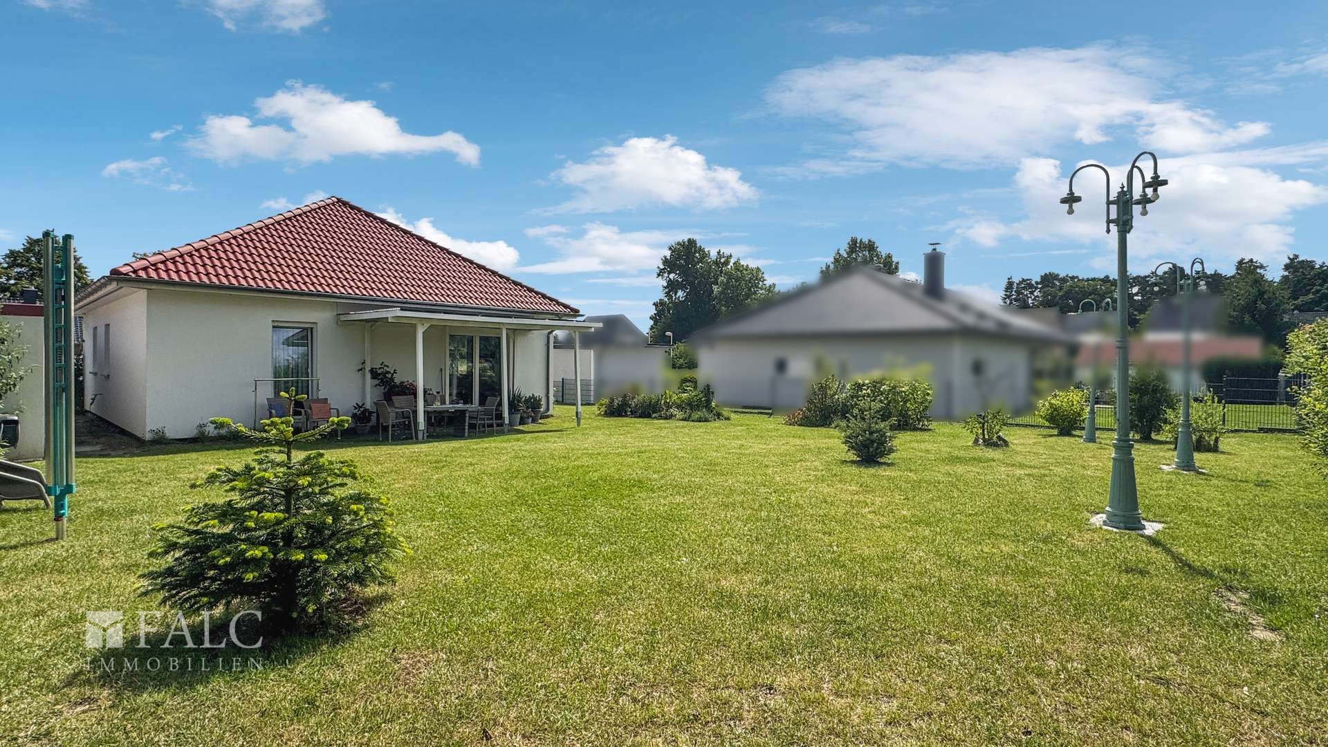 Grundstück mit Haus