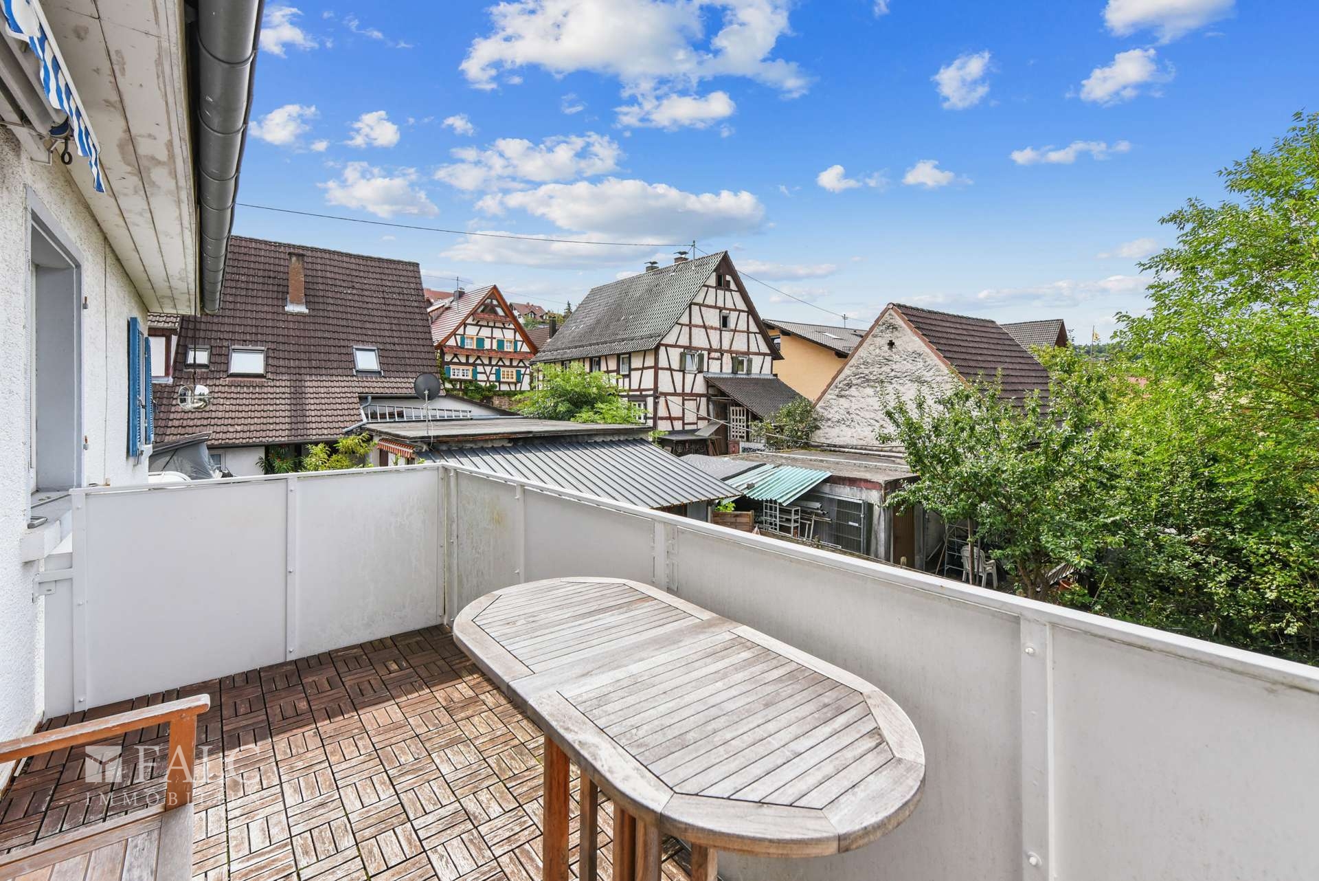 Südwest-Balkon im OG