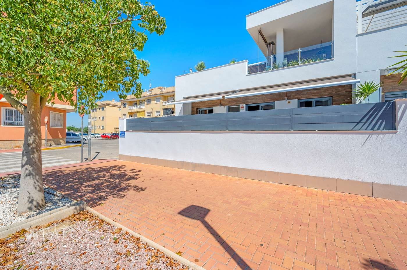 Surrounding area / Alrededores