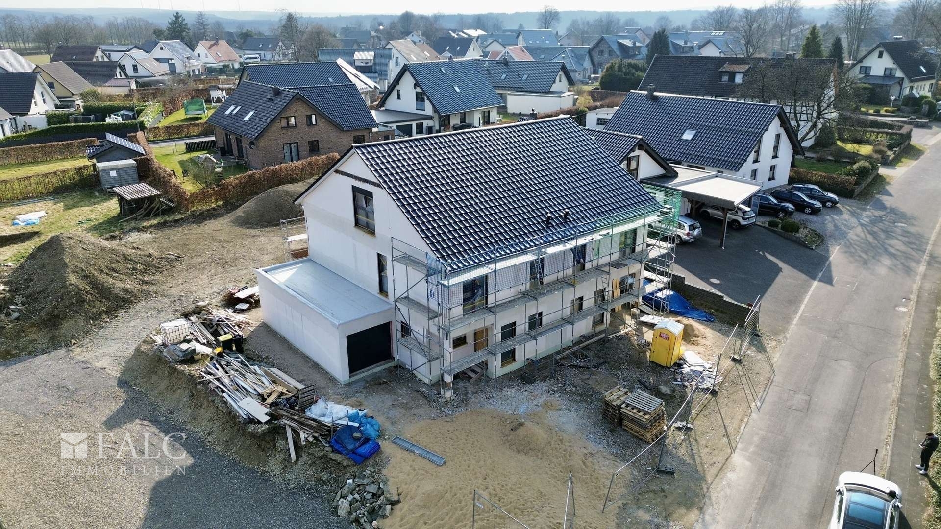 Haus Vorderansicht oben
