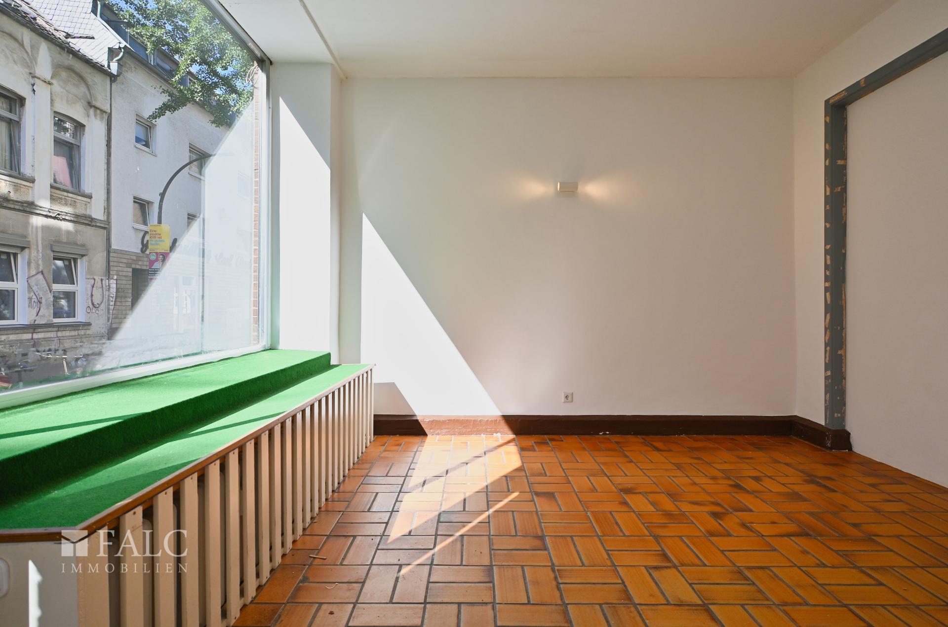 Büro-/Verkaufsfläche