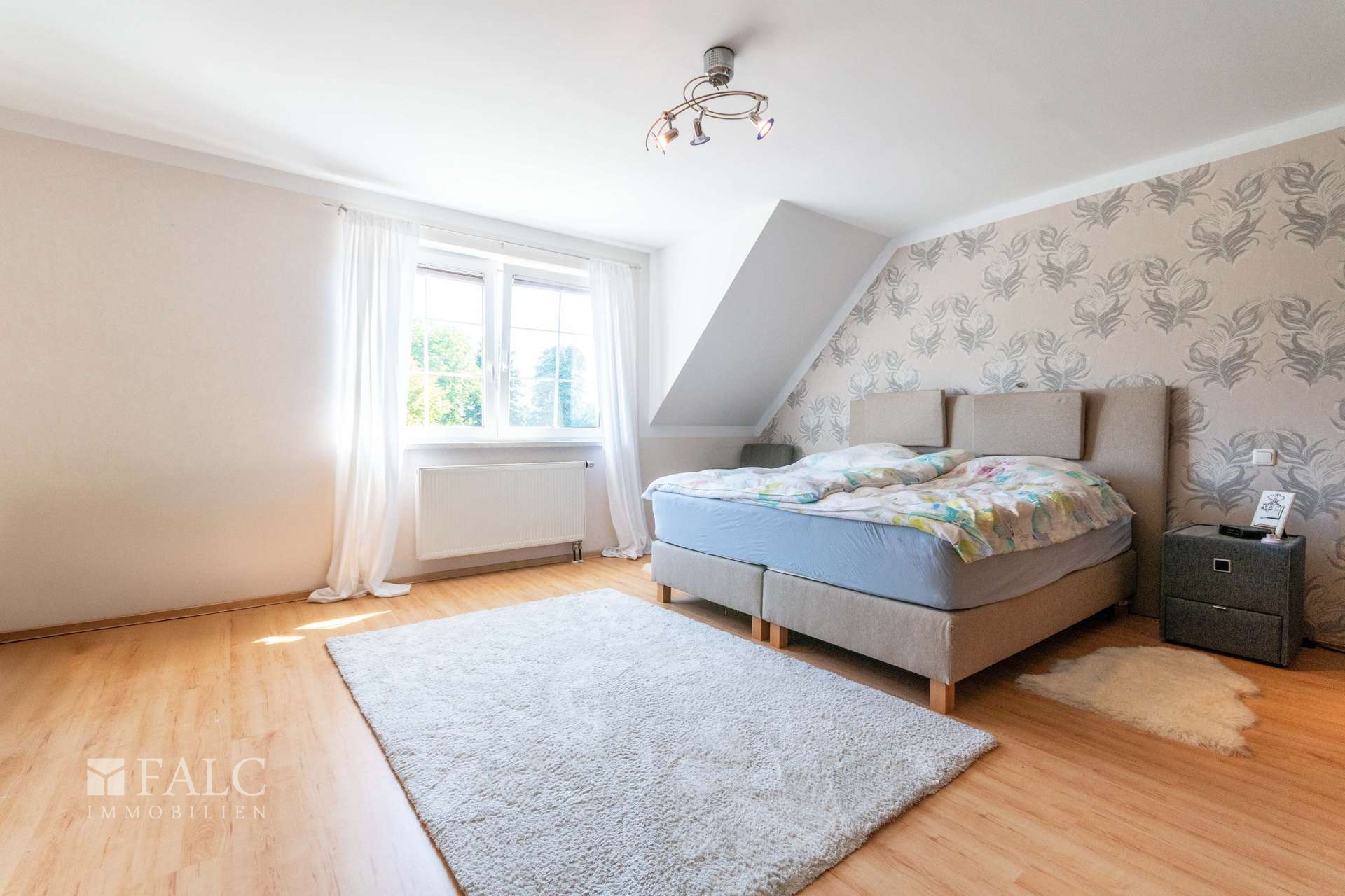 Schlafzimmer eins 1.OG