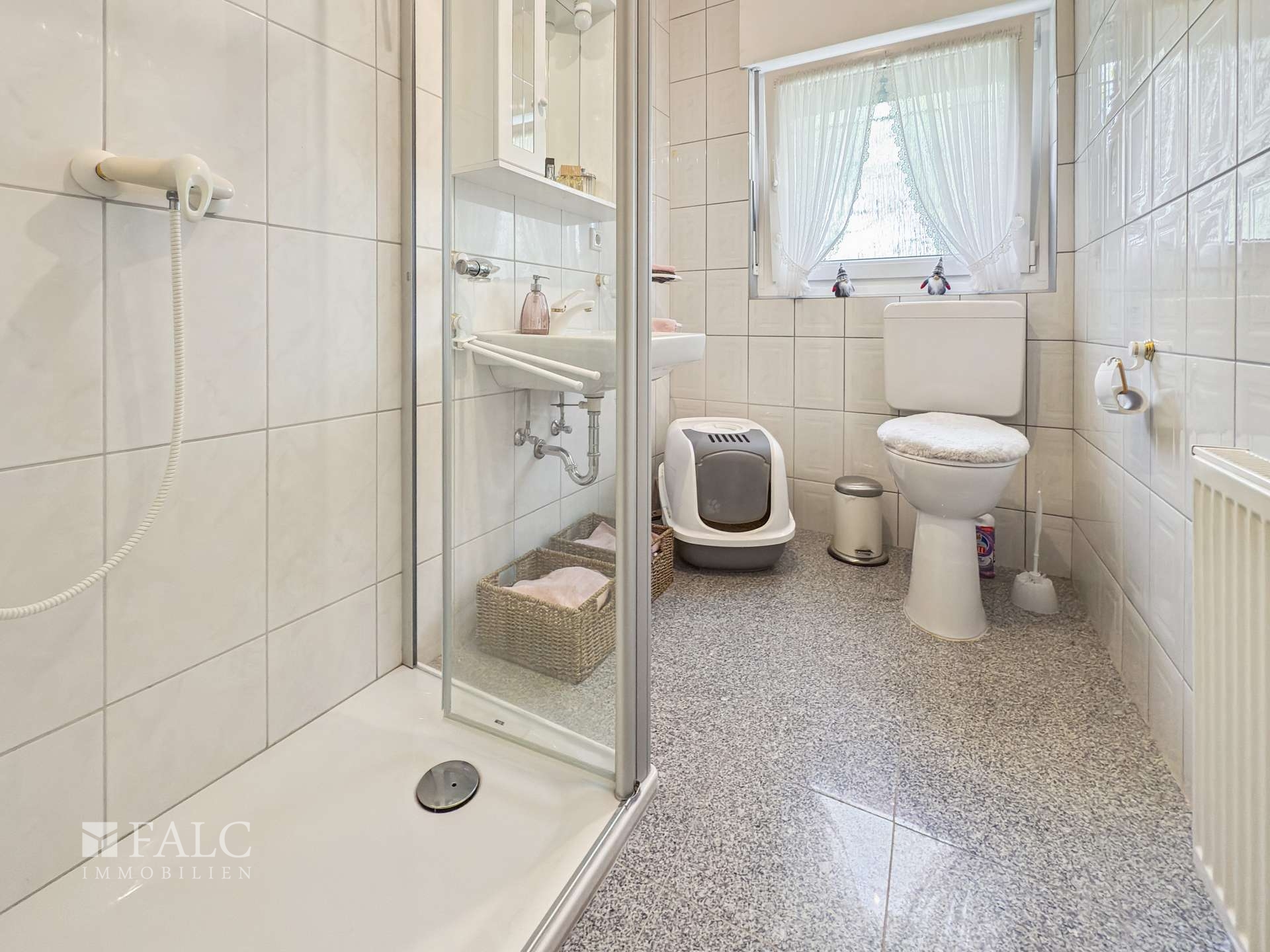 Badezimmer EG