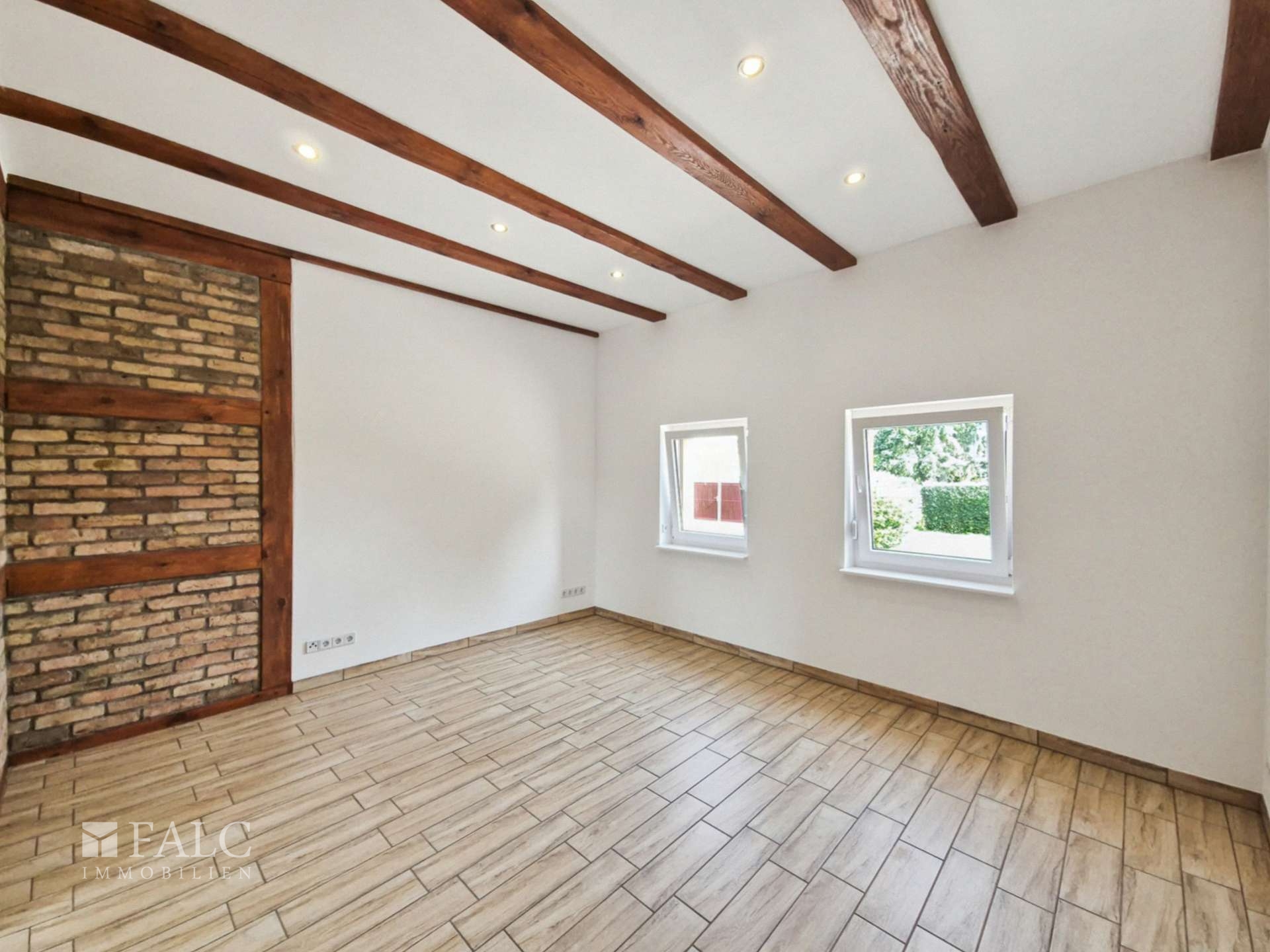 Wohnzimmer Bild 1