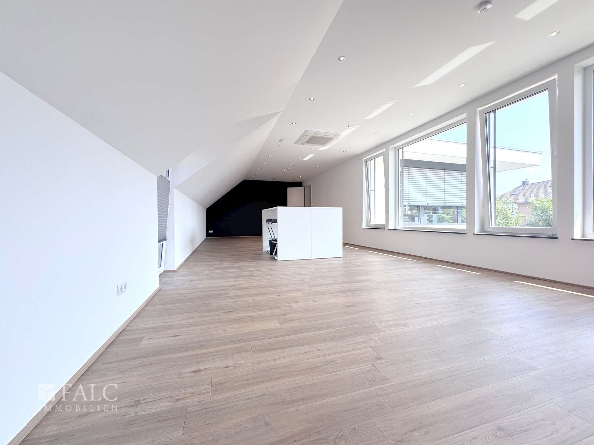 Büro OG