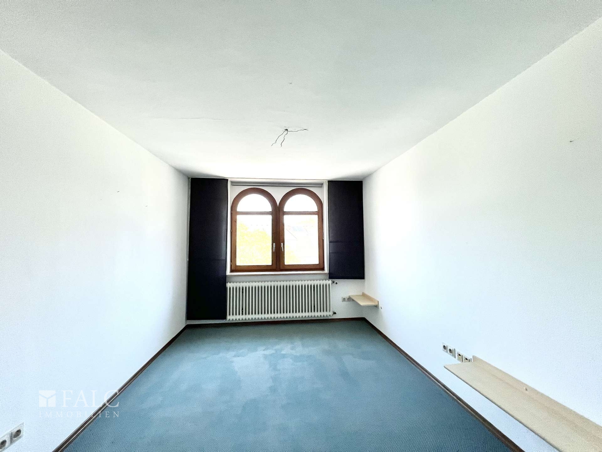 Büroraum1