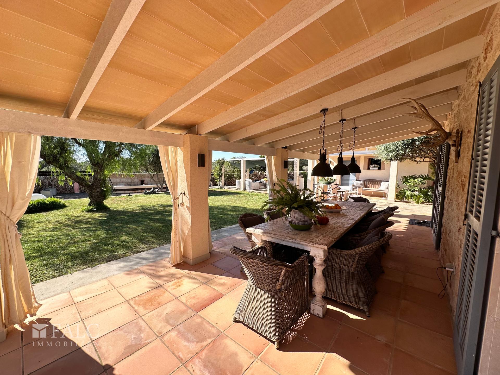 Esstisch-Terrasse