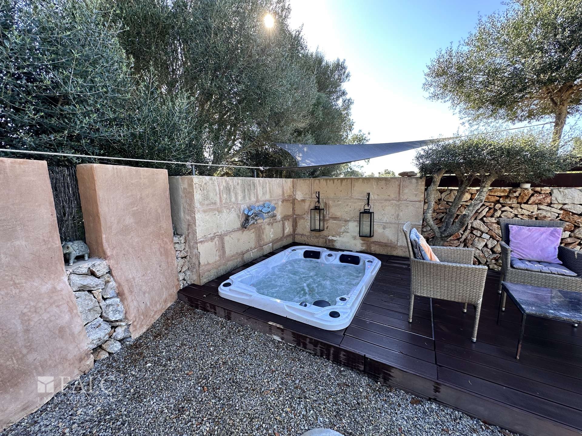 Jacuzzi