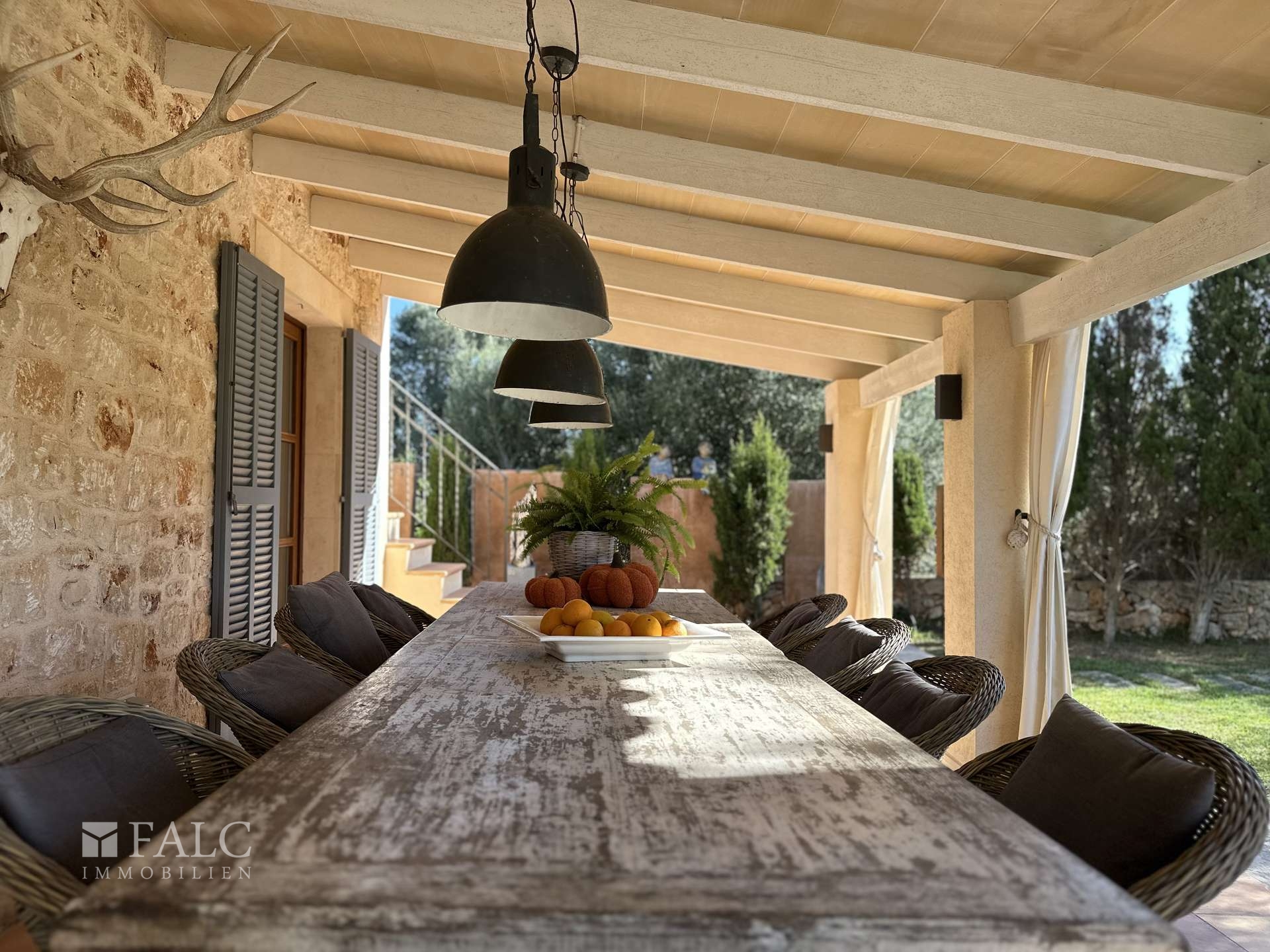 Esstisch-Terrasse
