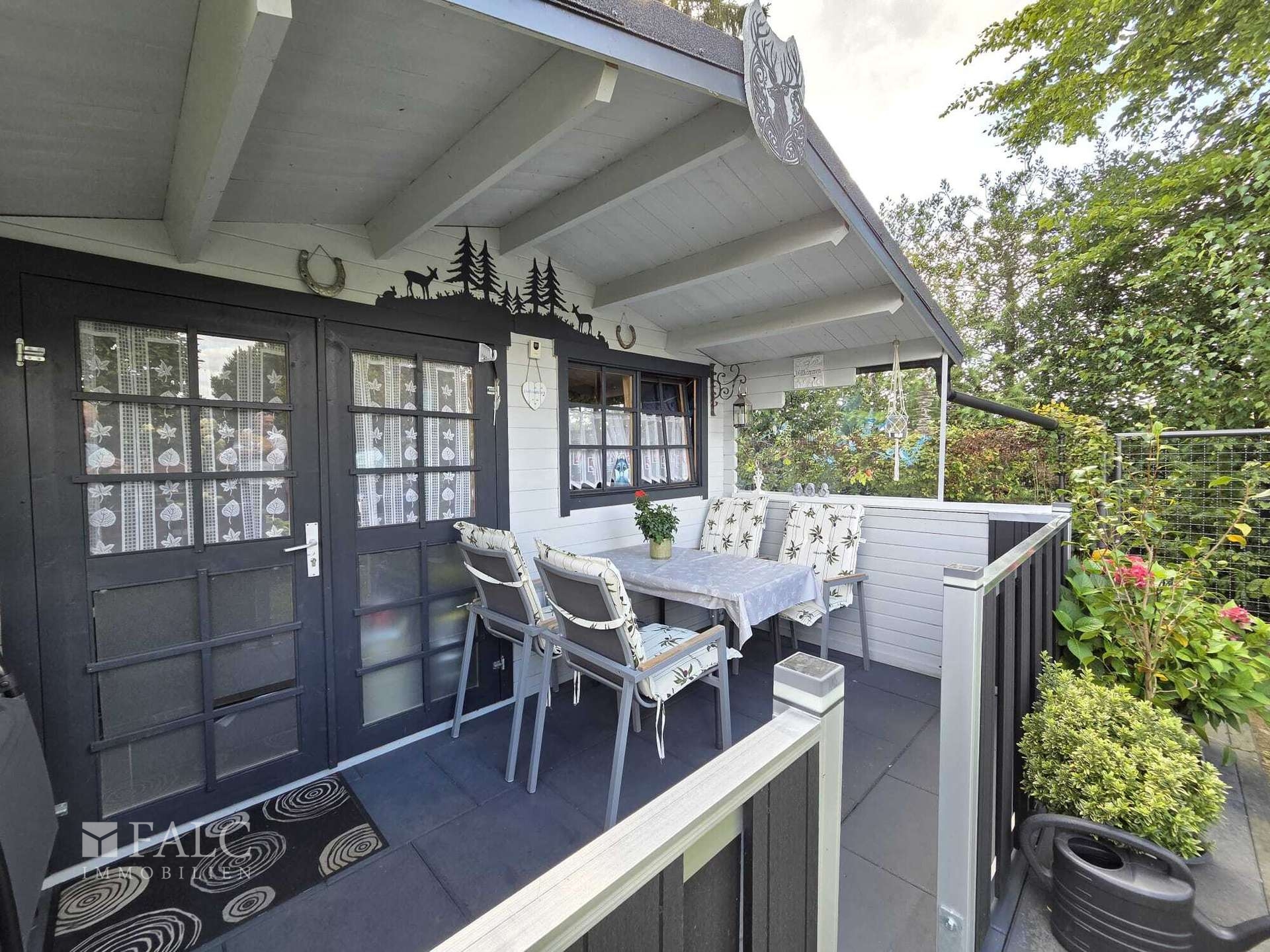 Überdachte Terrasse
