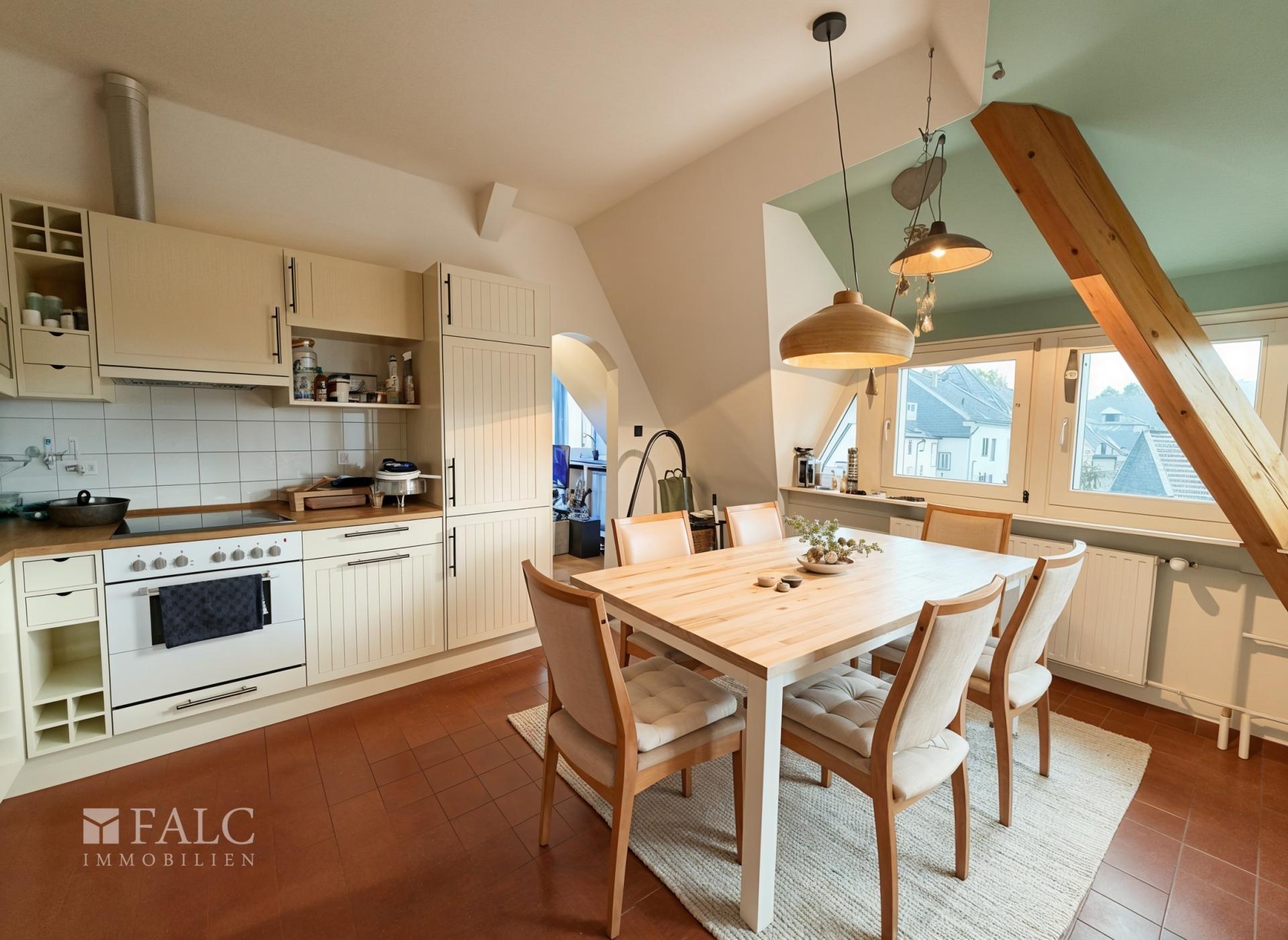 Kölner Straße DG Wohnung - (KI generiert)