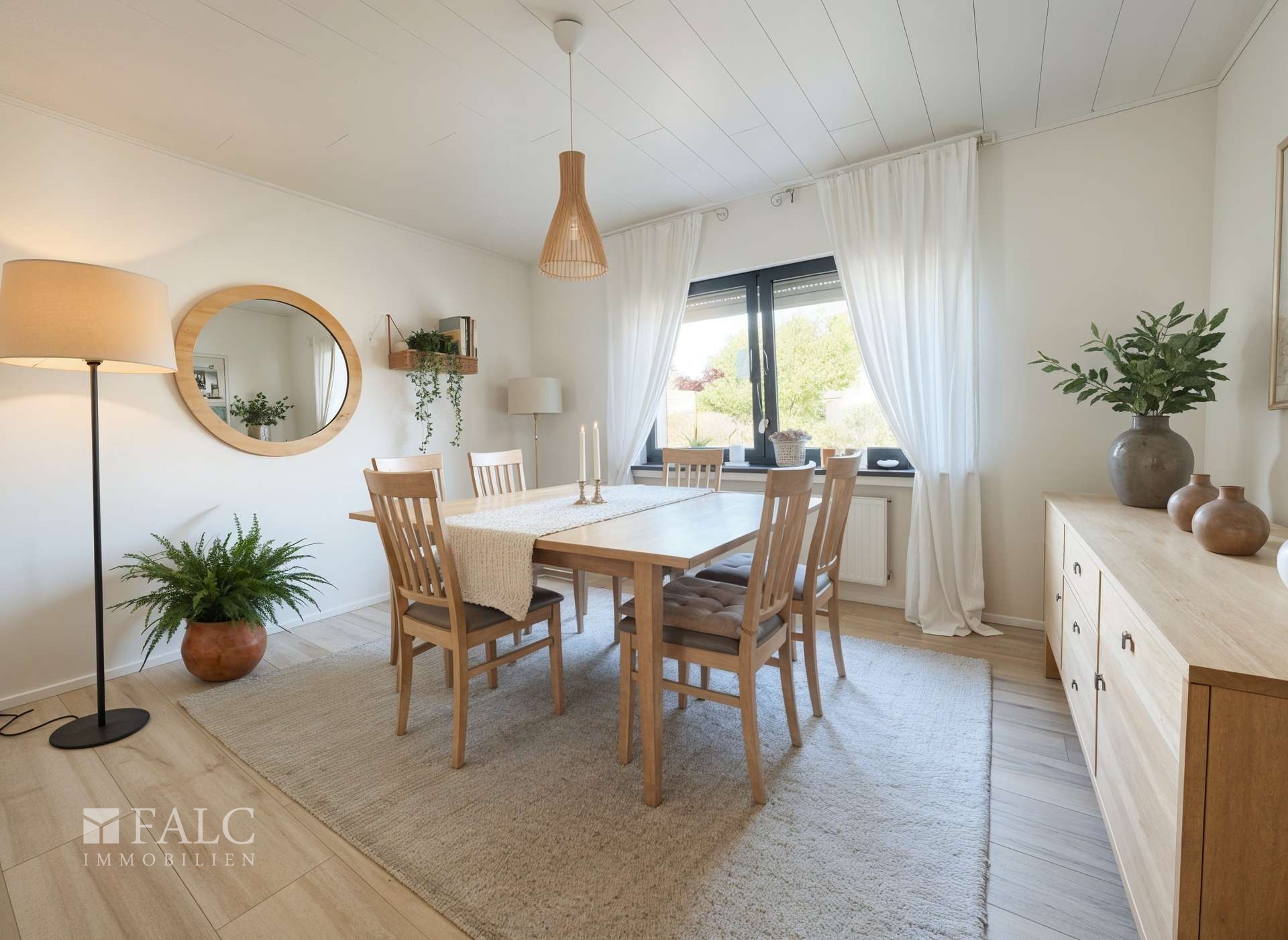 Esszimmer EG digitalisiert