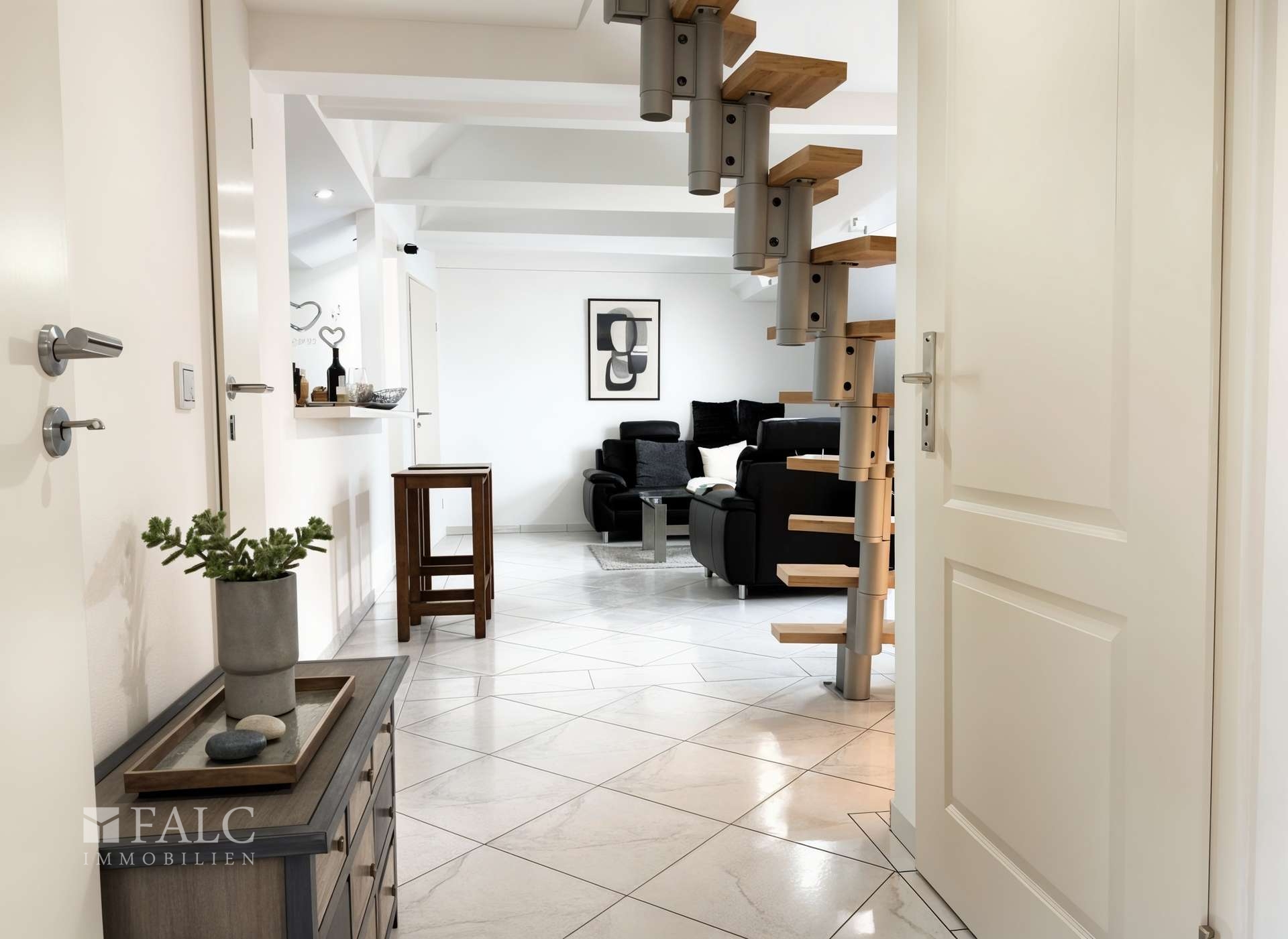 Eingang - (KI bearbeitet)