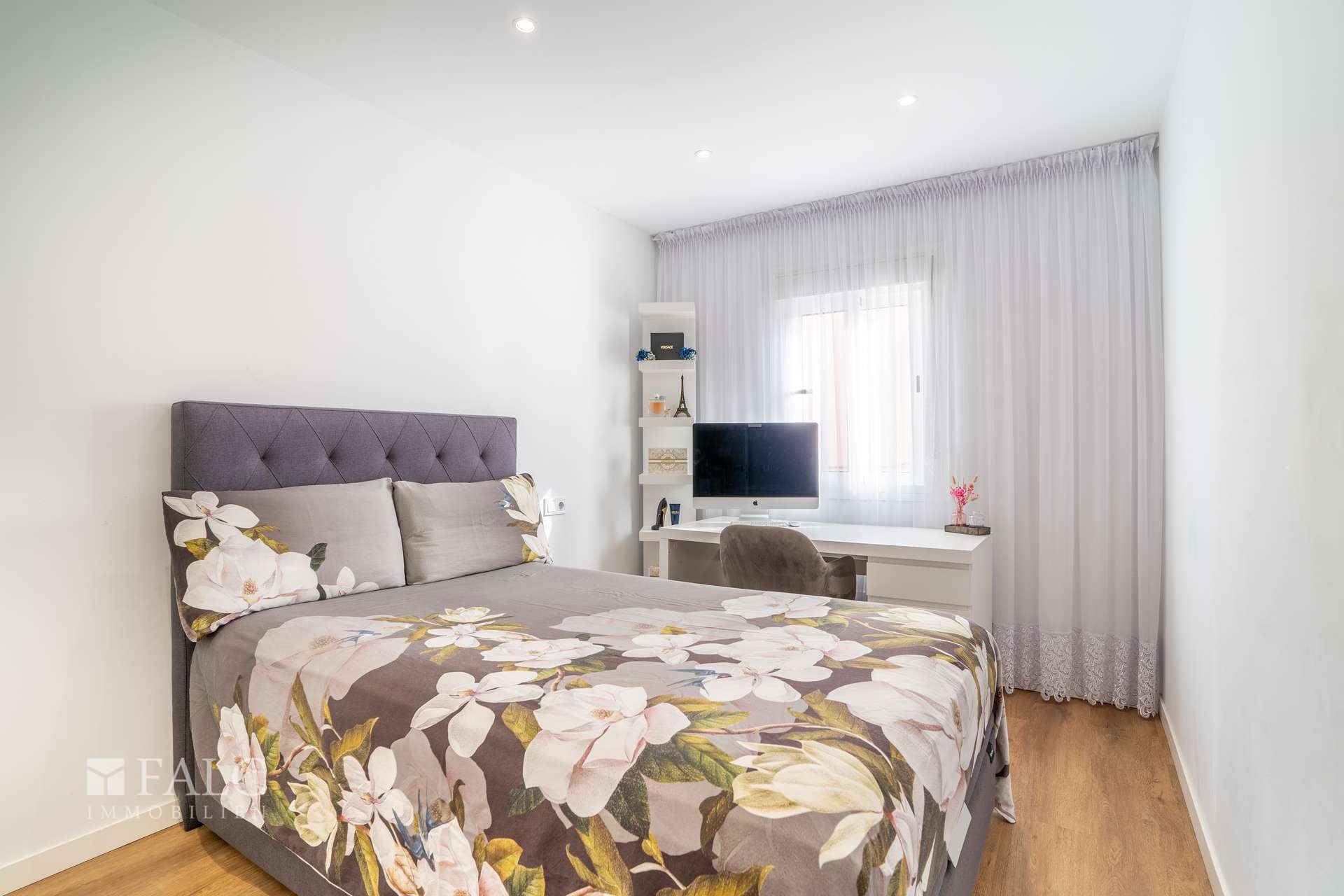 Schlafzimmer 2
