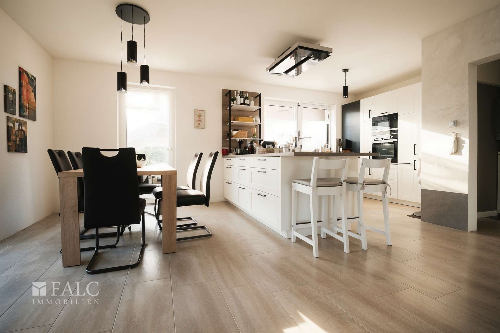 Küchen- & Essbereich