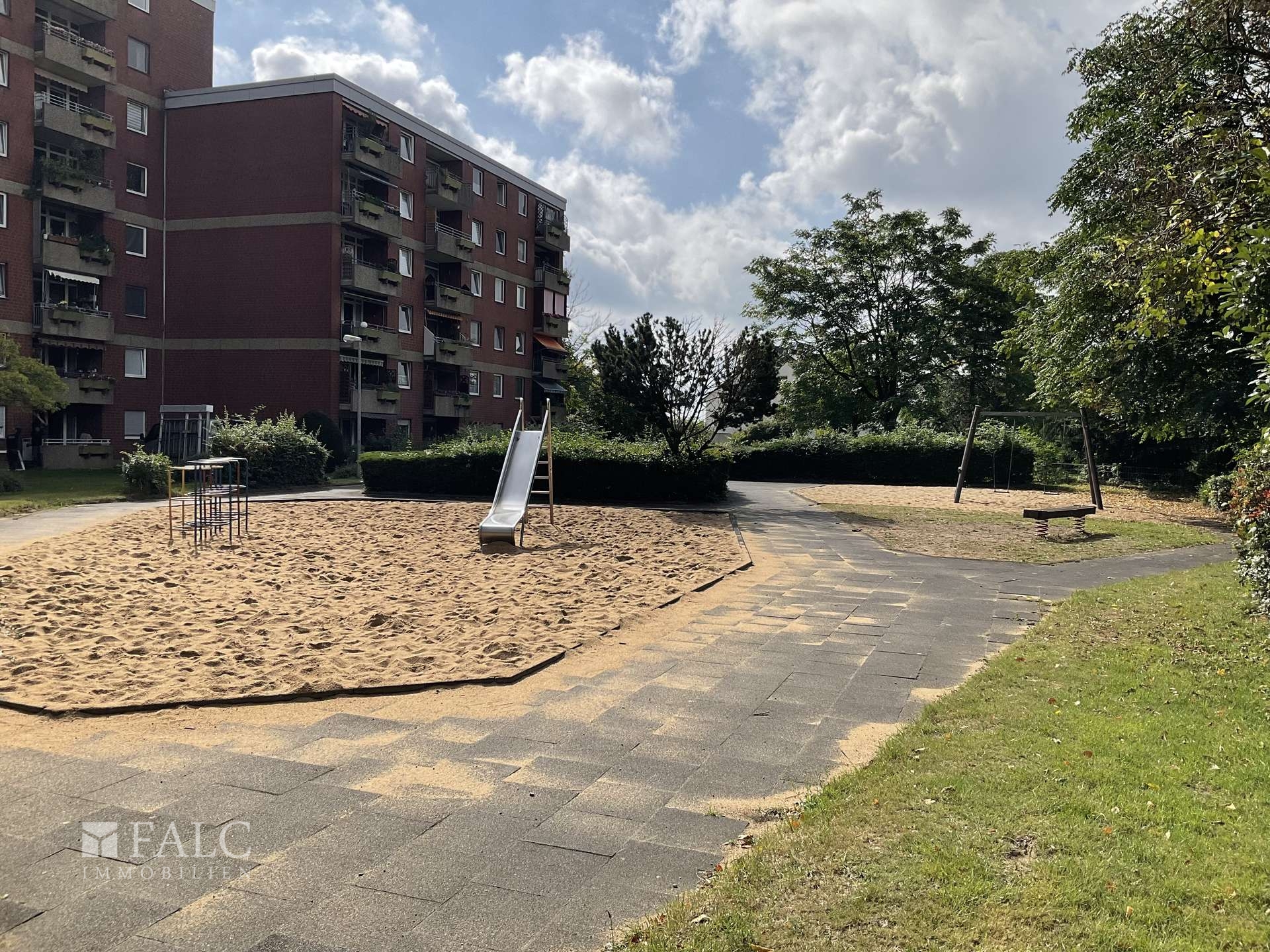 hauseigener Spielplatz