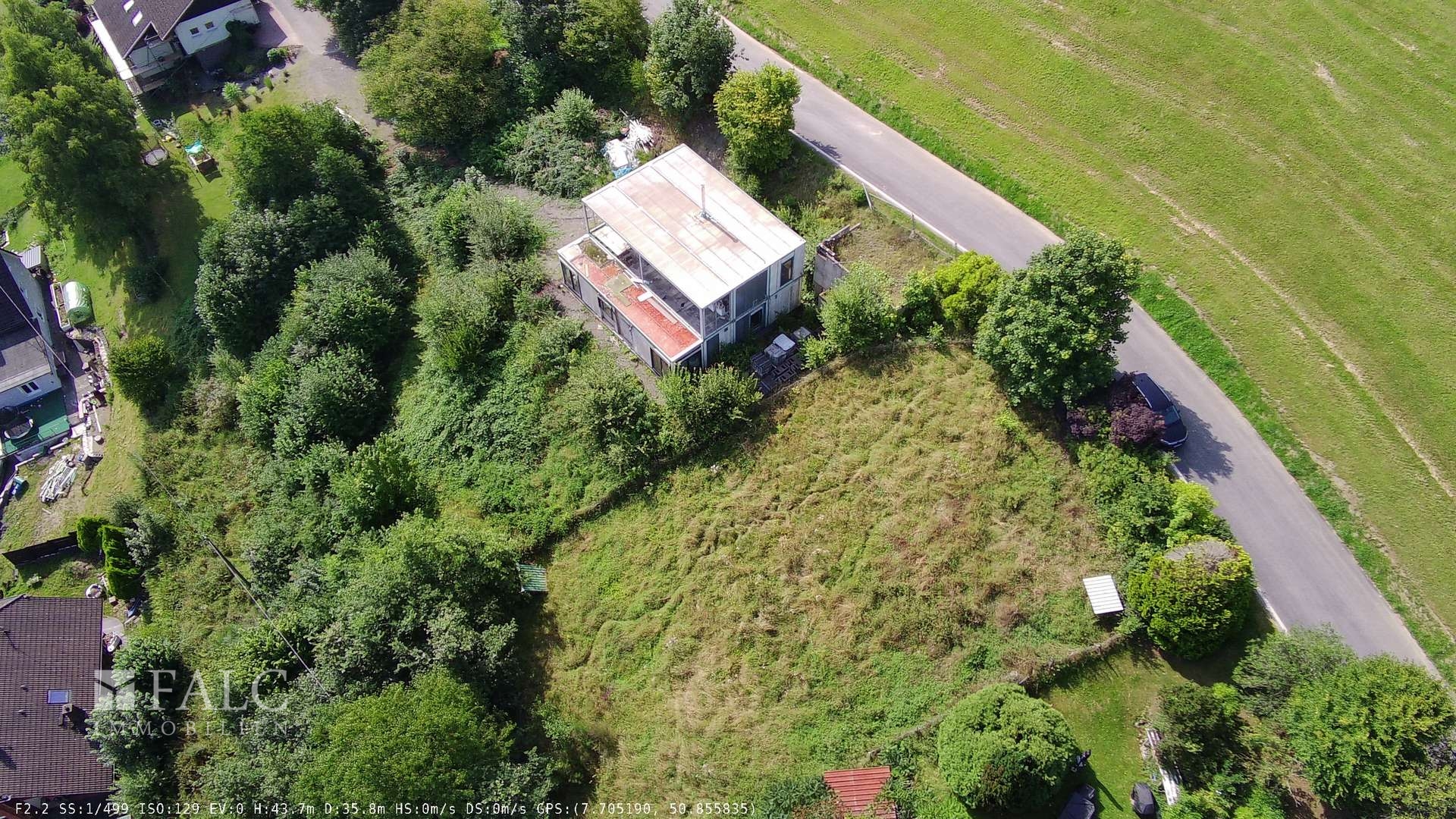 Ansicht Haus und Garten (Abbruchhaus)