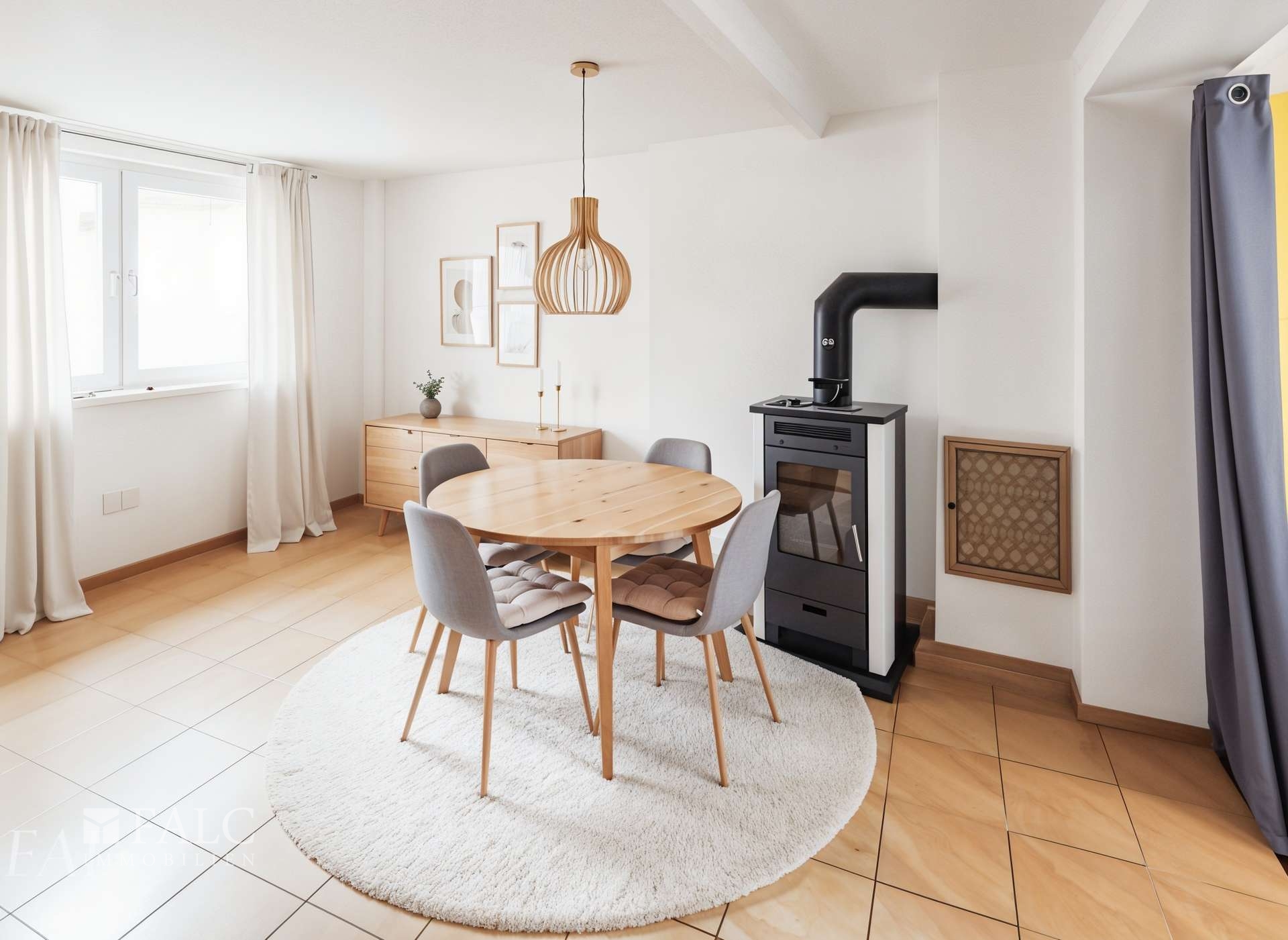 Wohnzimmer mit Kamin NEU gestalltet