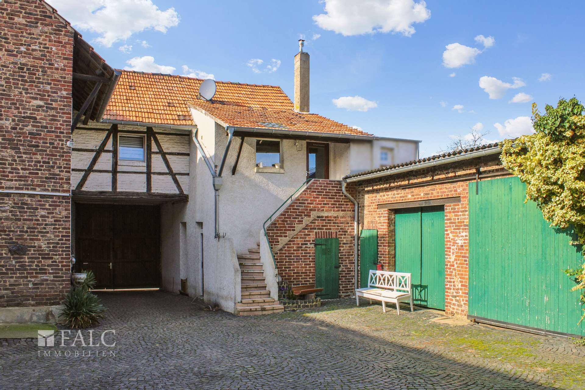 Wohnhaus zwei