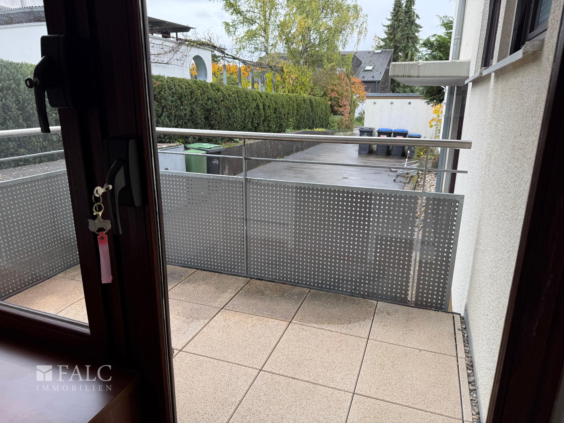 Kleiner Balkon v. Kinderzimmer