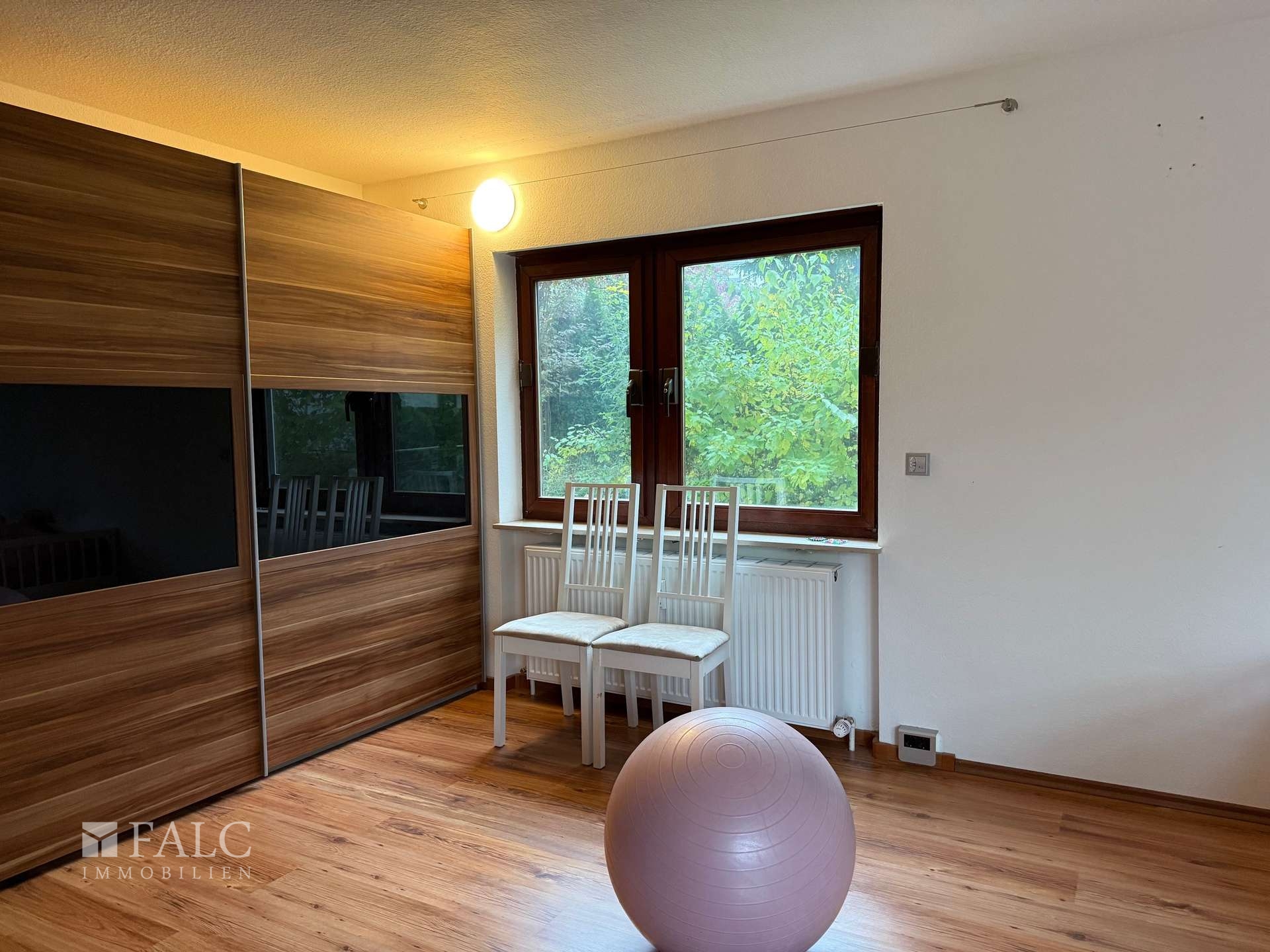 Kinderzimmer/Büro