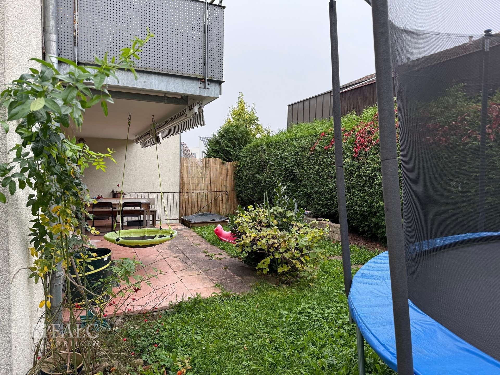 Garten + Terrasse