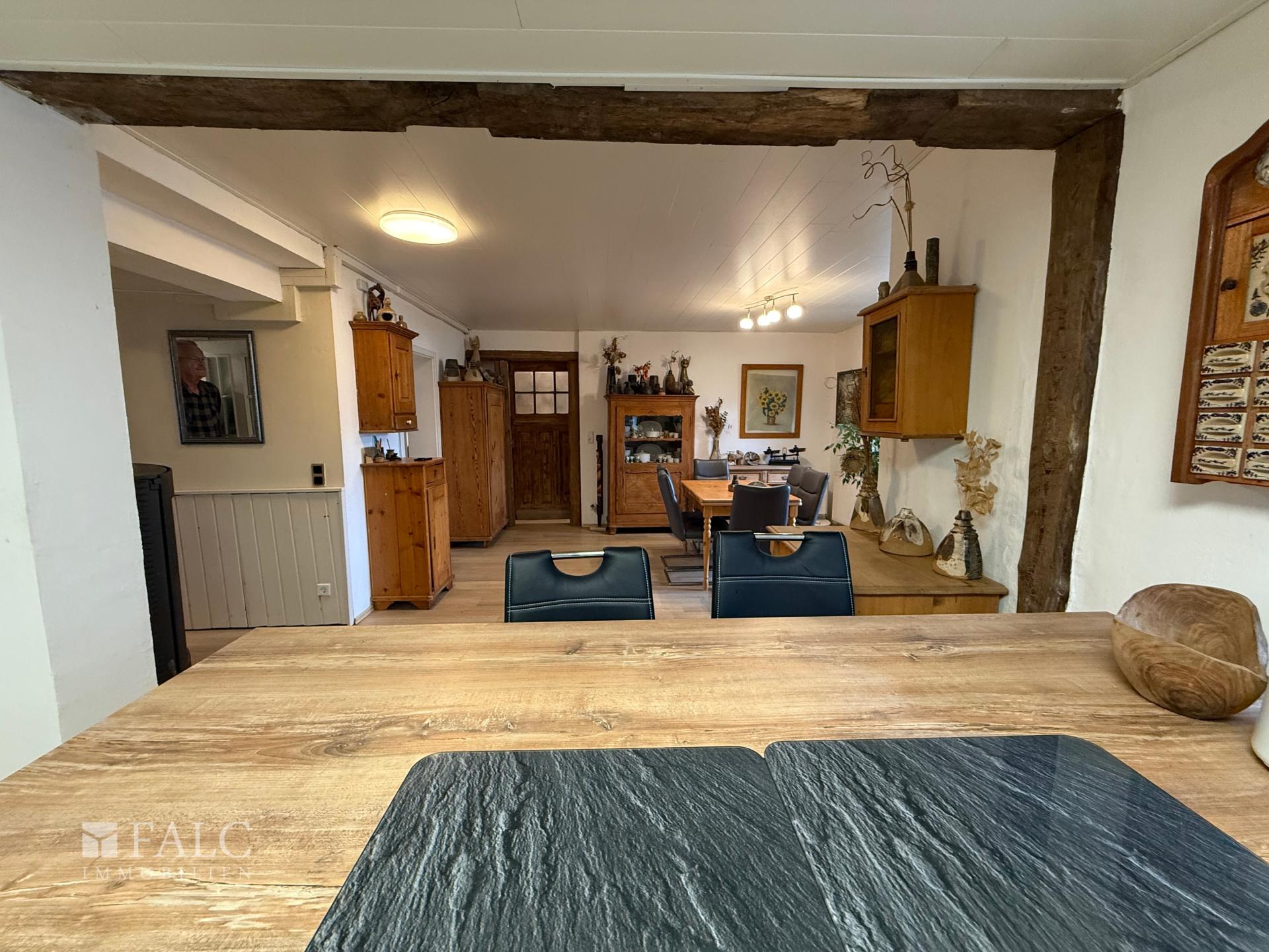 Blick ins Esszimmer 