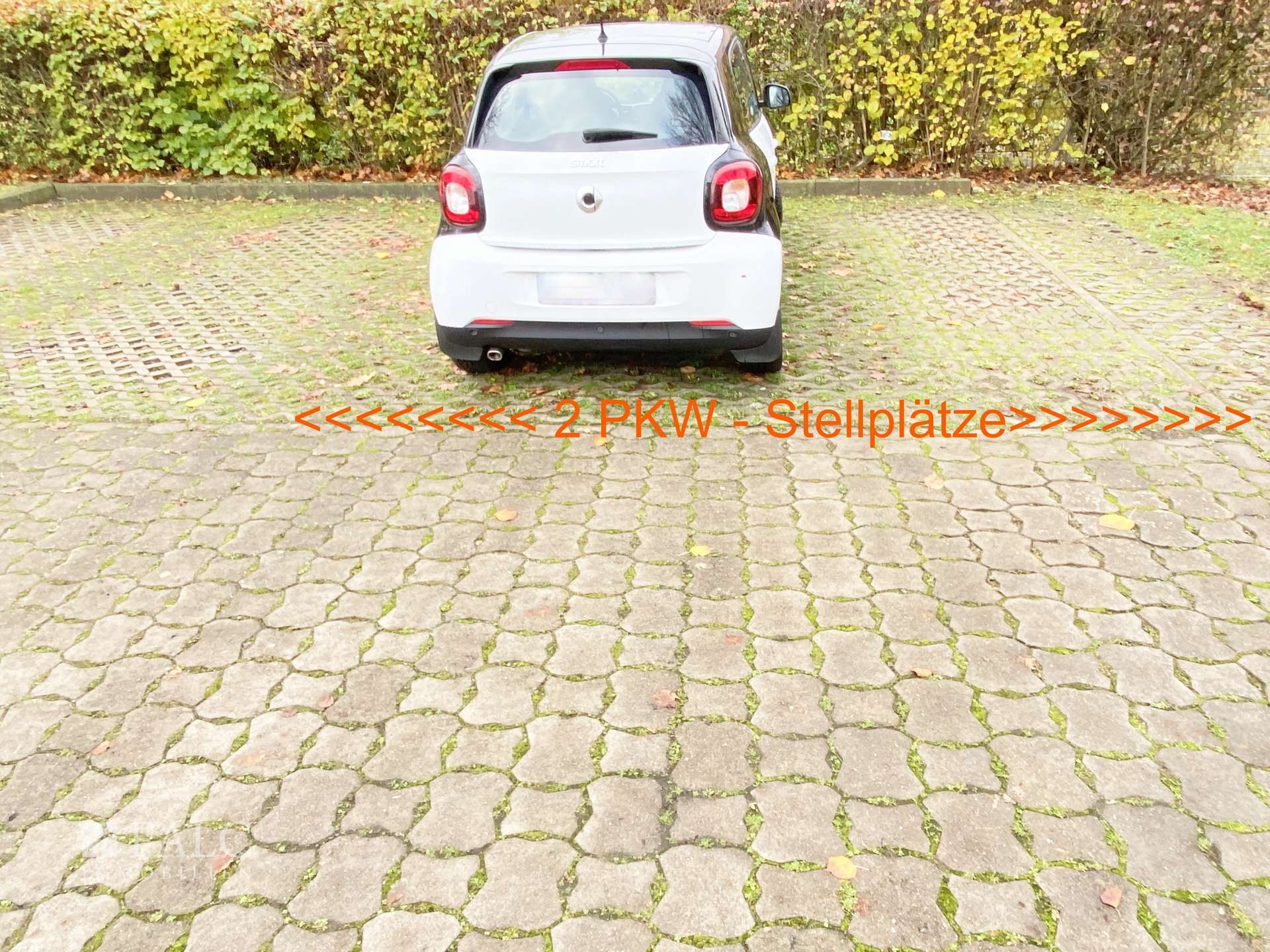 2 PKW Plätze