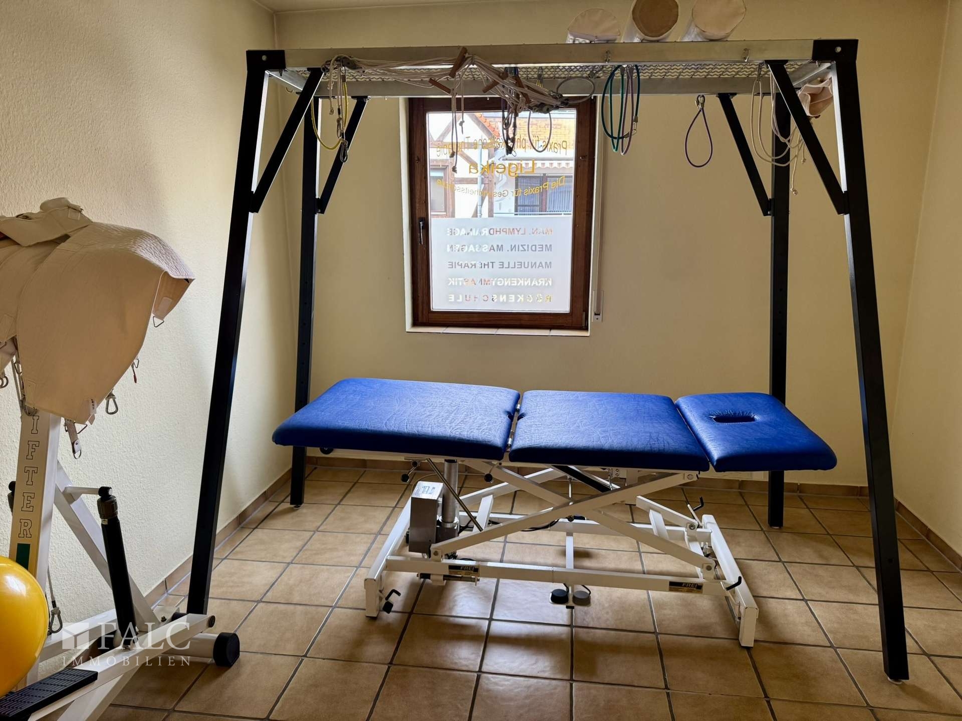 Massagepraxis (Kinderzimmer)