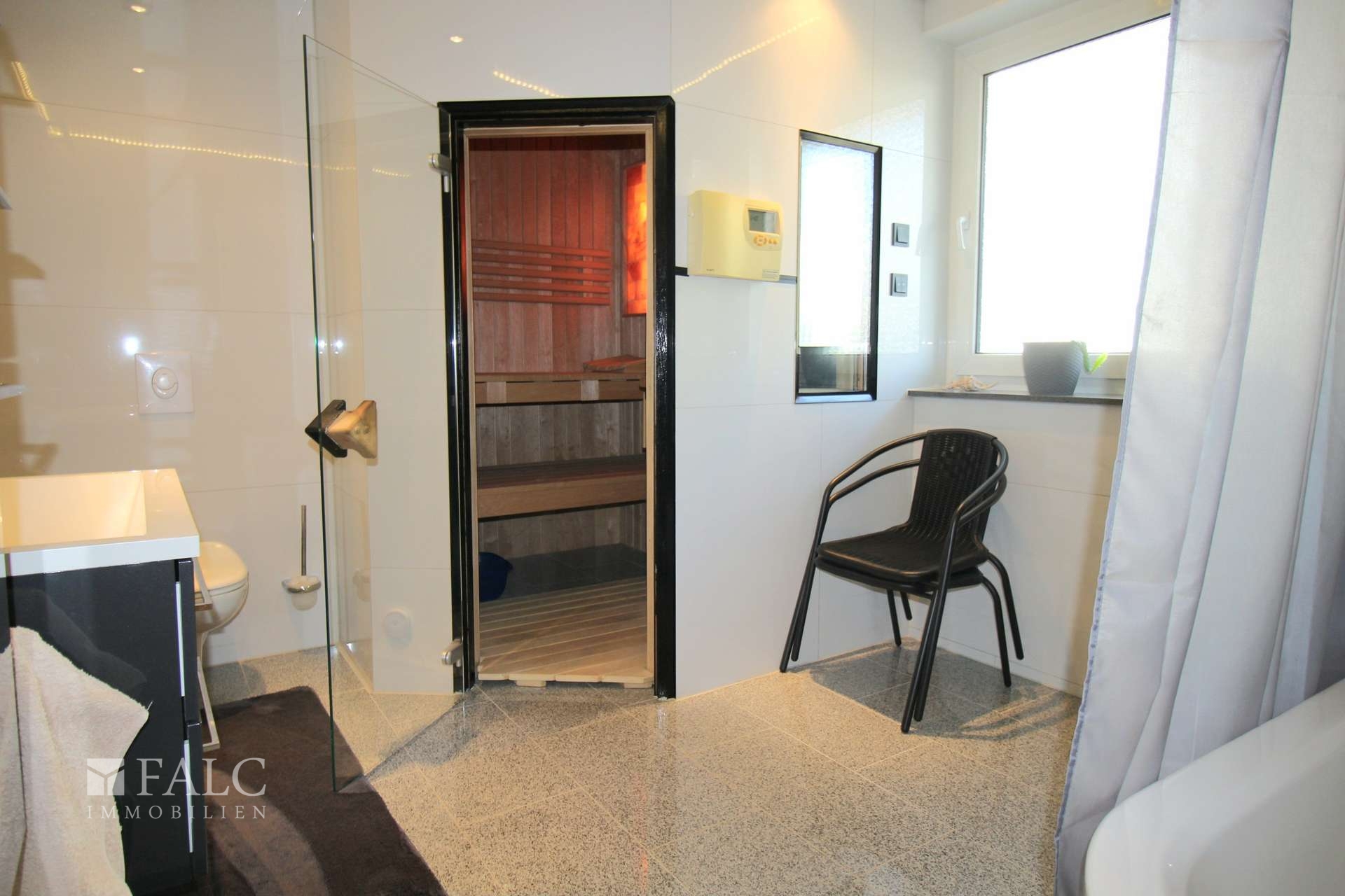 Bad EG mit Sauna