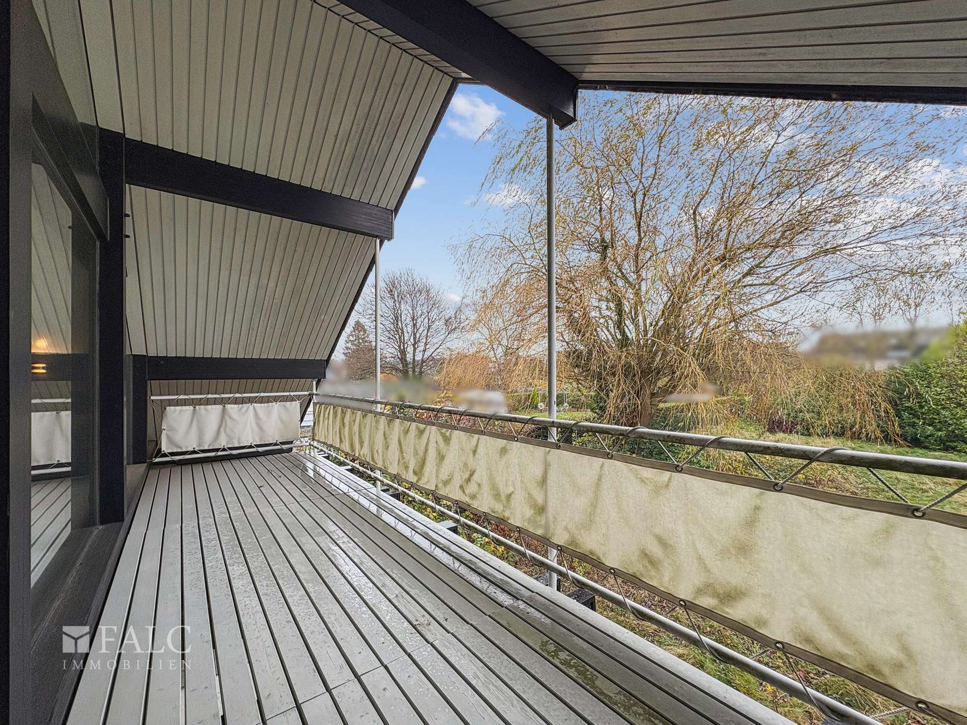 Balkon zum Garten Hin 