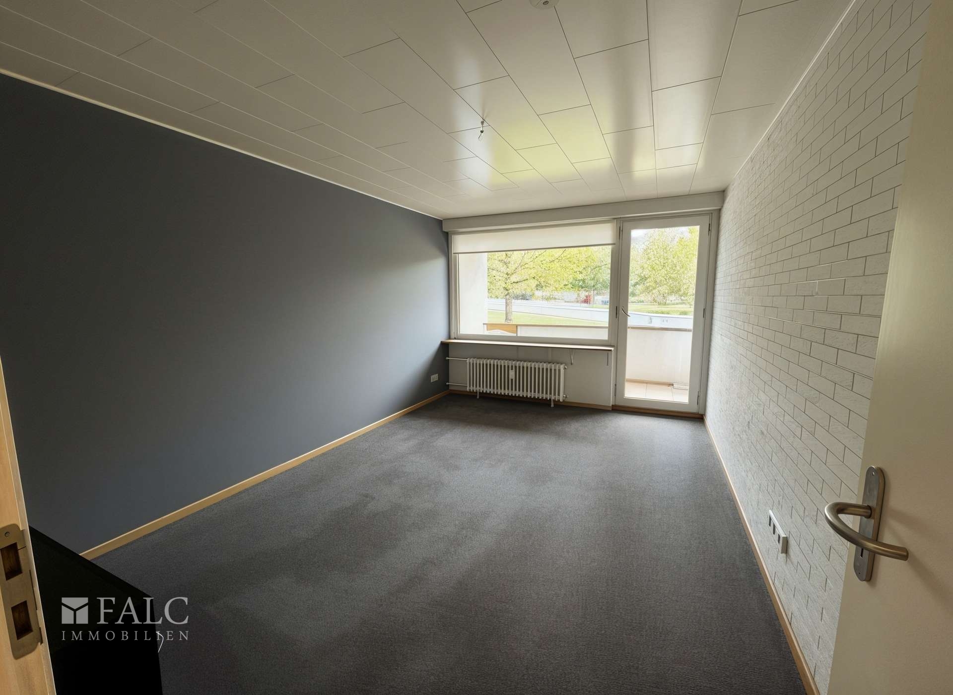 Kinderzimmer/Büro 