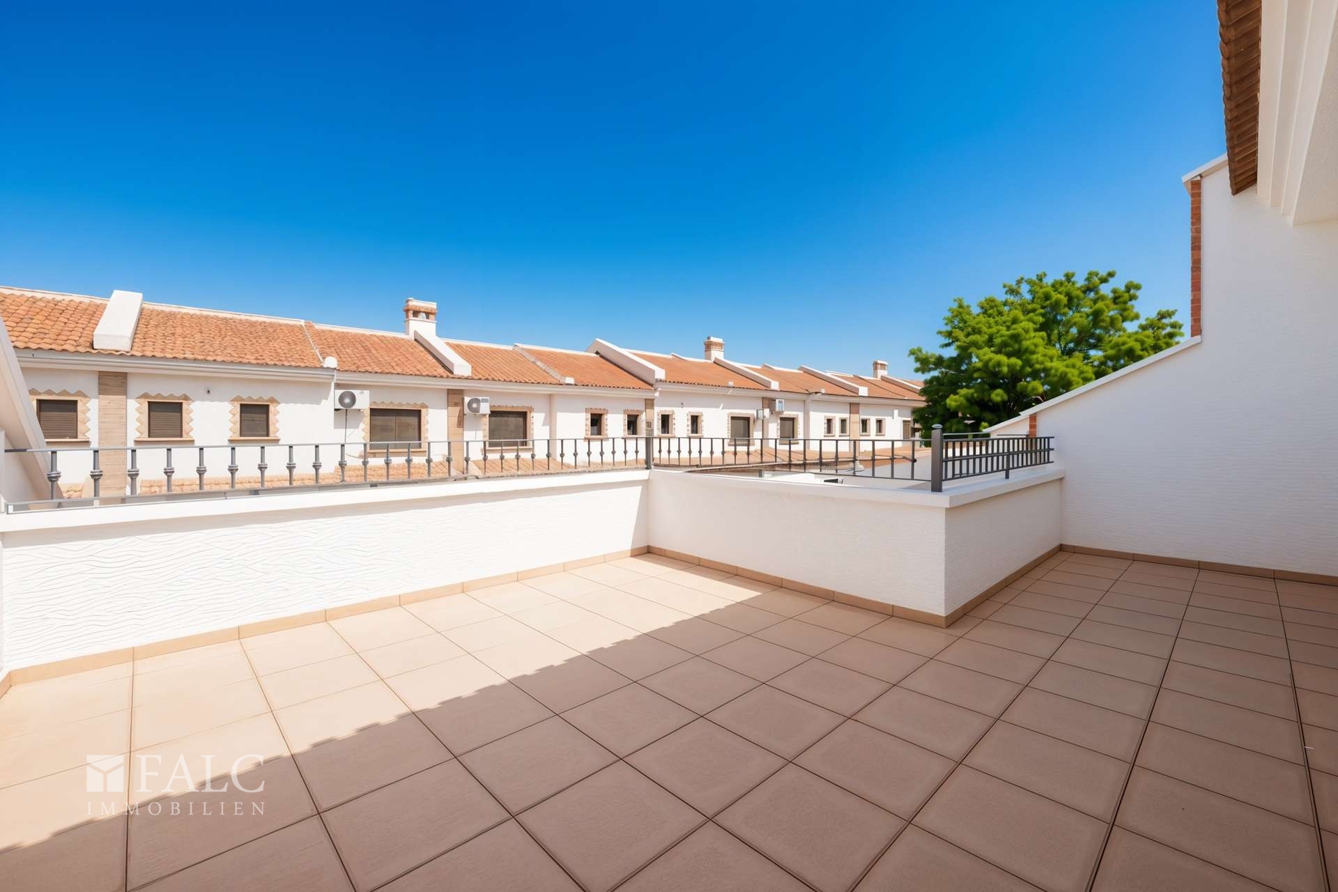 Balkon - (KI generiert)