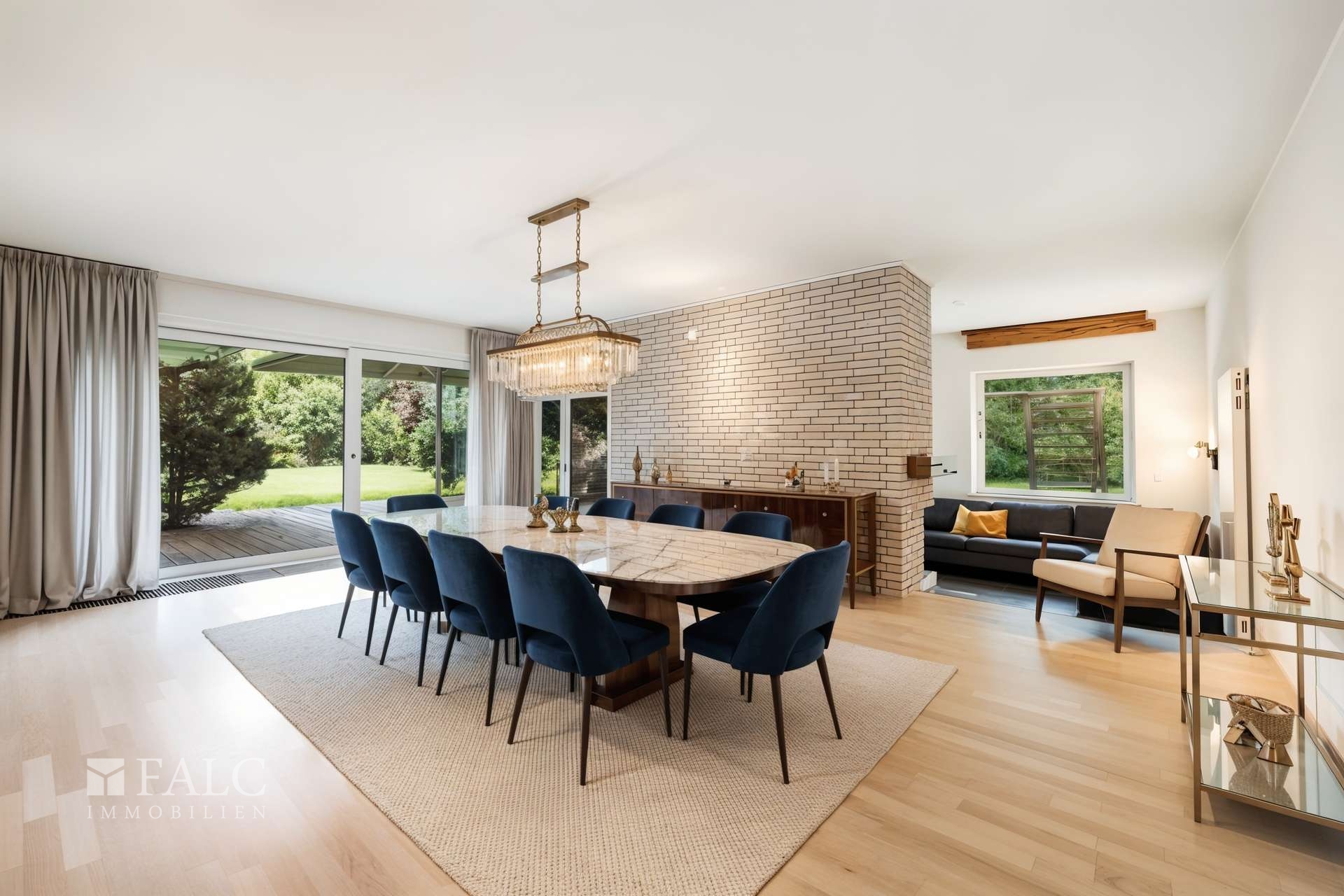 Wohnzimmer - gestaged