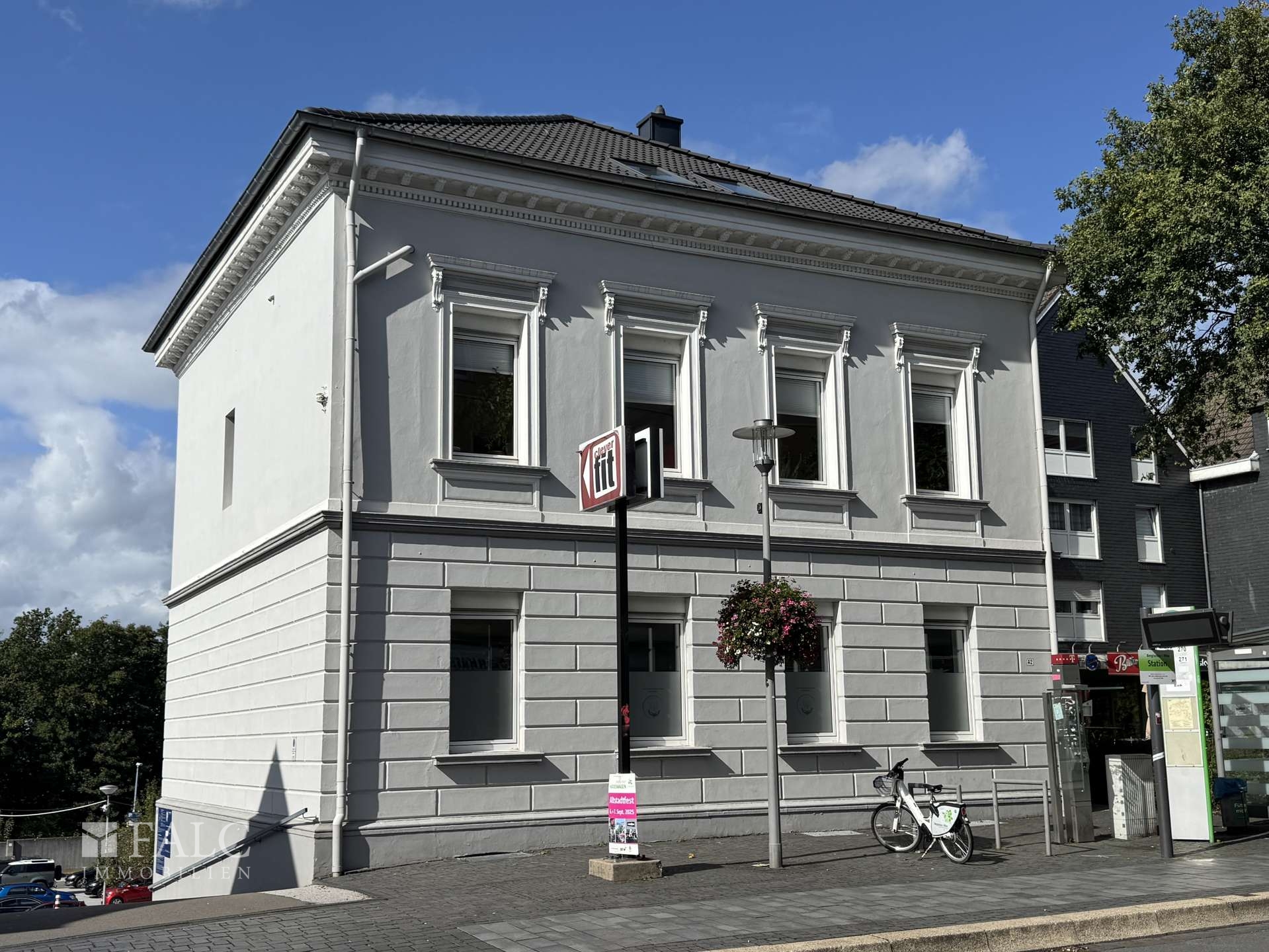 Straßenansicht