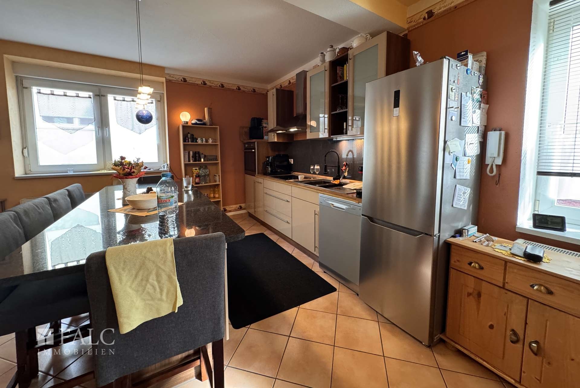 offene Küche im EG - separate Wohneinheit